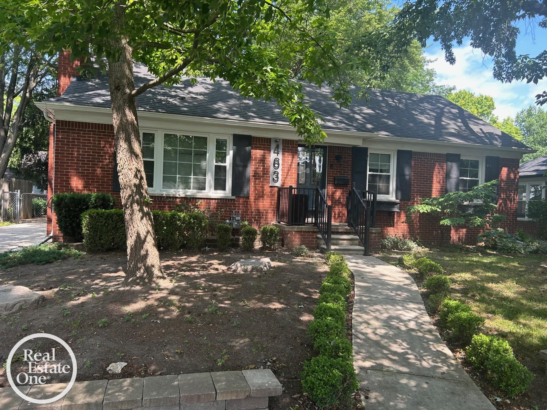 2nd image of 463 Bournemouth Cir, Grosse Pointe Farms, MI 48236 | MLS# 50215019