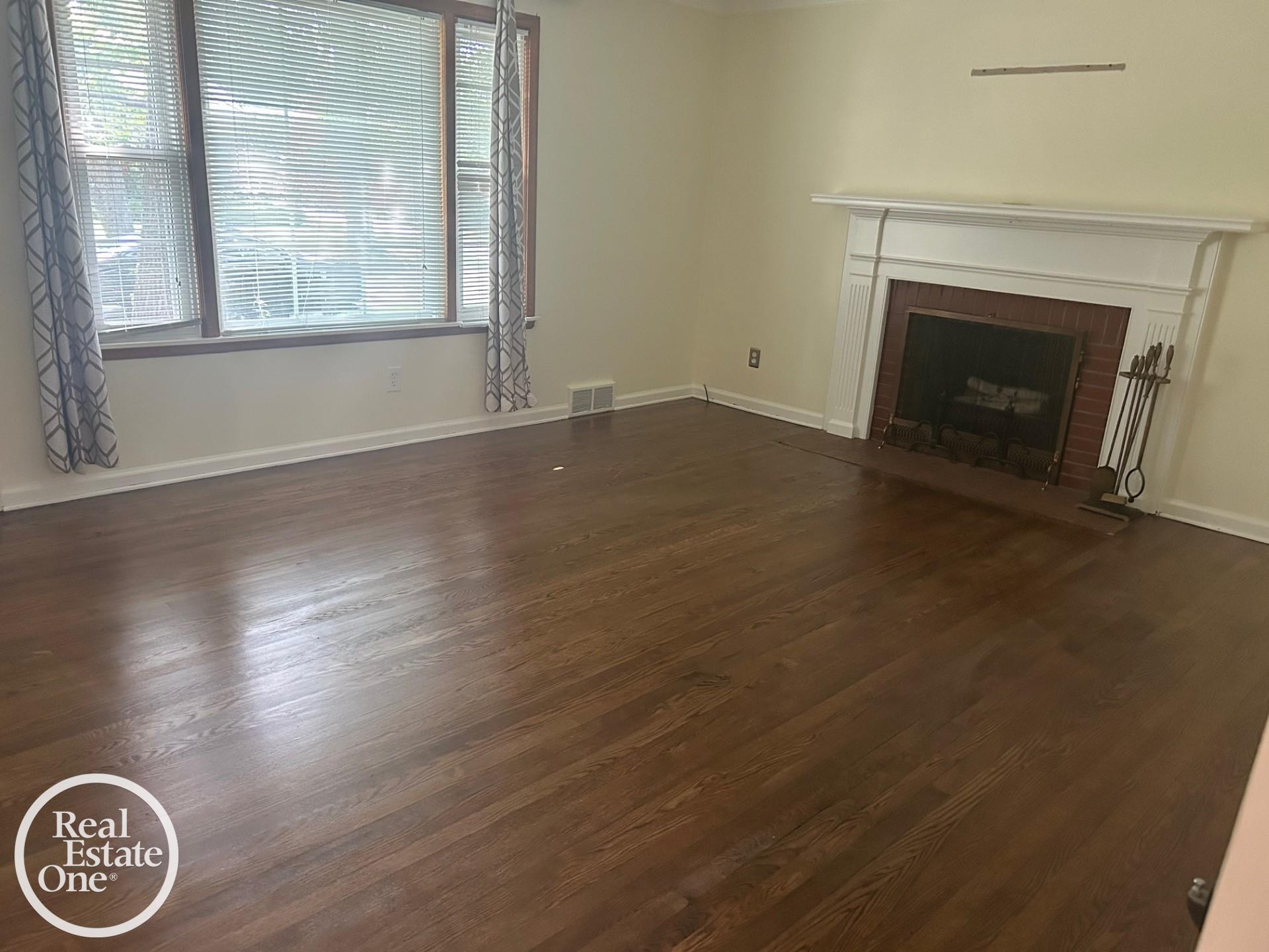 4th image of 463 Bournemouth Cir, Grosse Pointe Farms, MI 48236 | MLS# 50215019