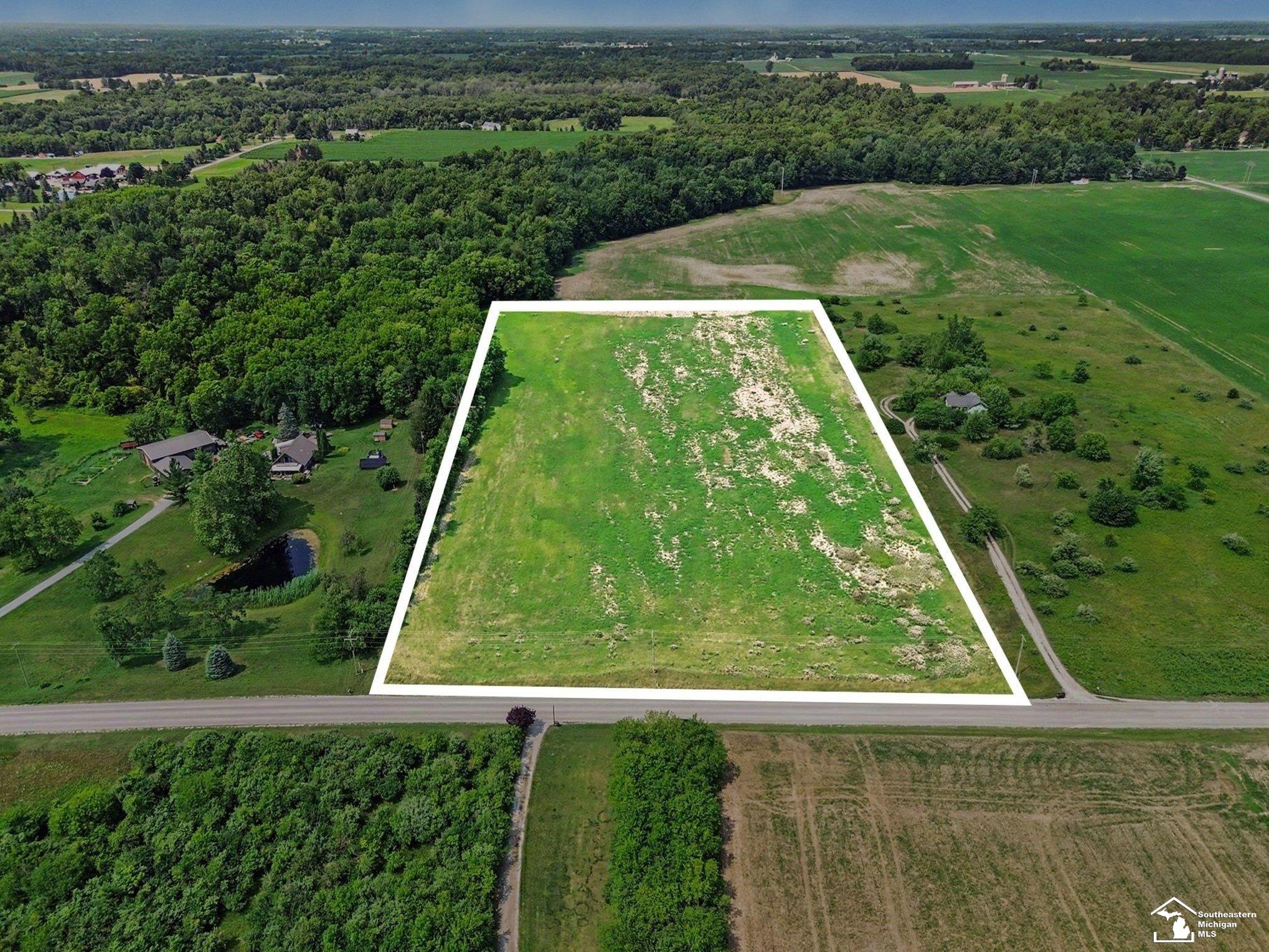 3rd image of 4000 Tomer Rd, Adrian, MI 49221 | MLS# 57050215026