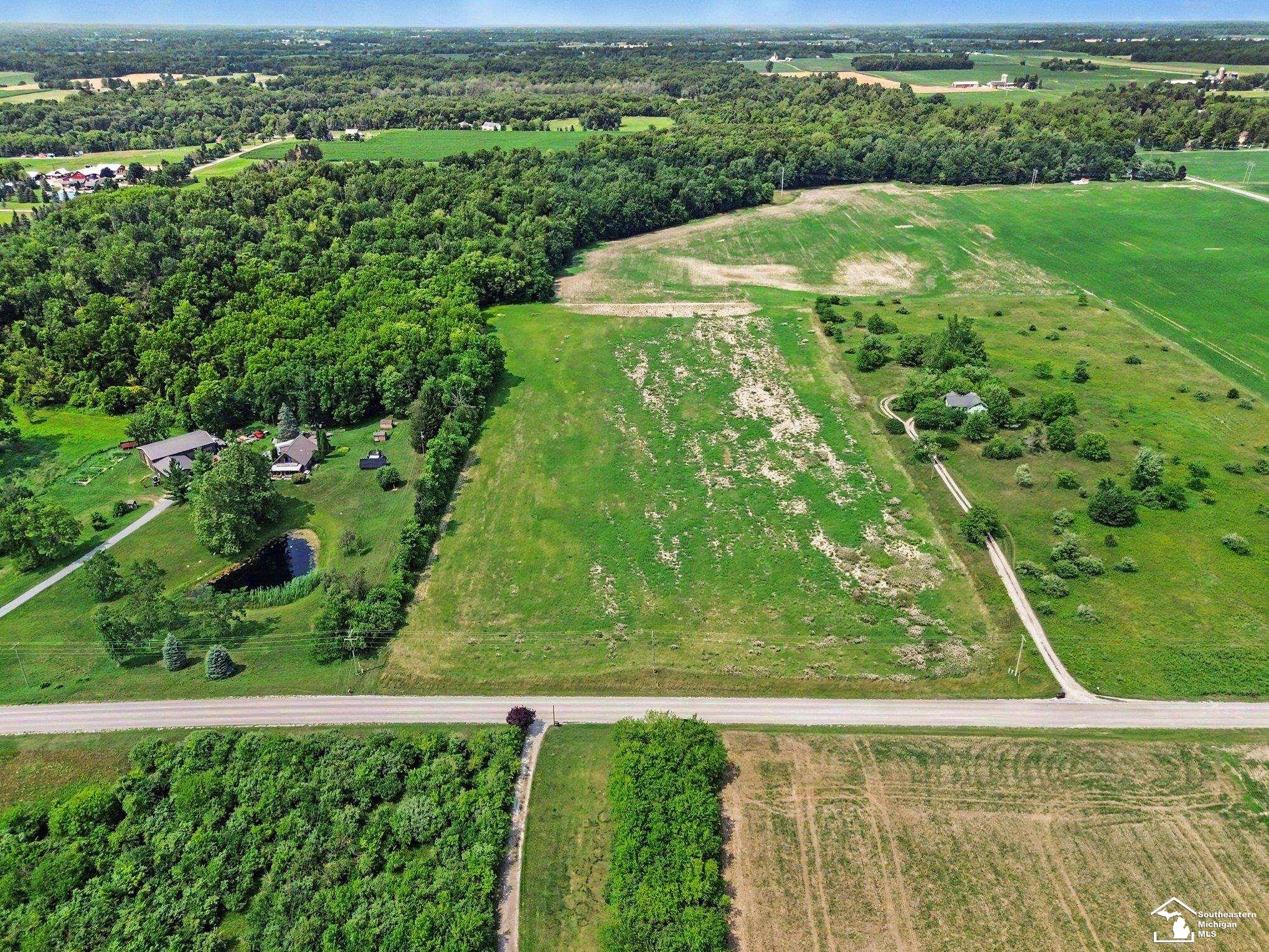 5th image of 4000 Tomer Rd, Adrian, MI 49221 | MLS# 57050215026