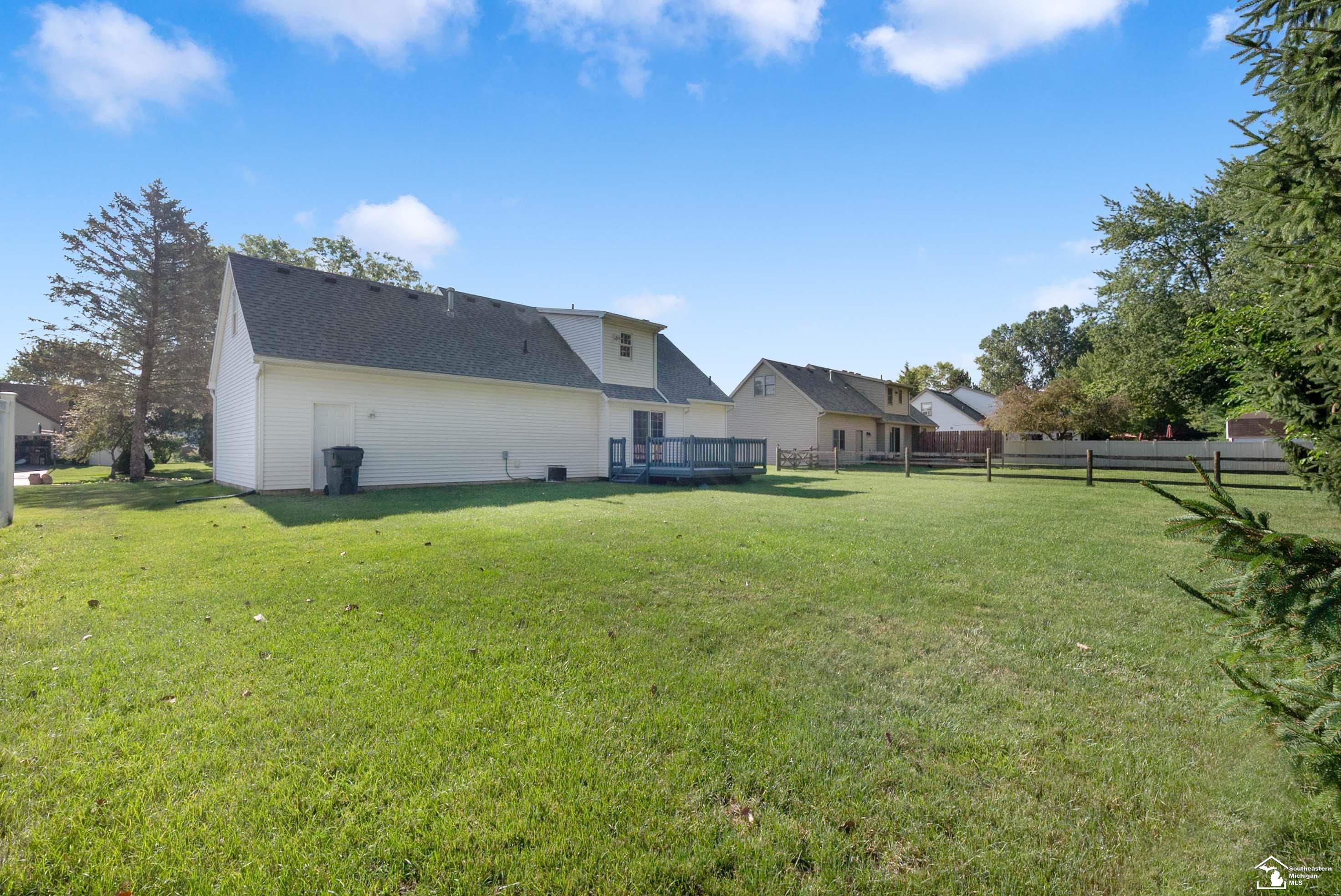 5th image of 7309 Silo Meadows Dr, Temperance, MI 48182 | MLS# 57050215034