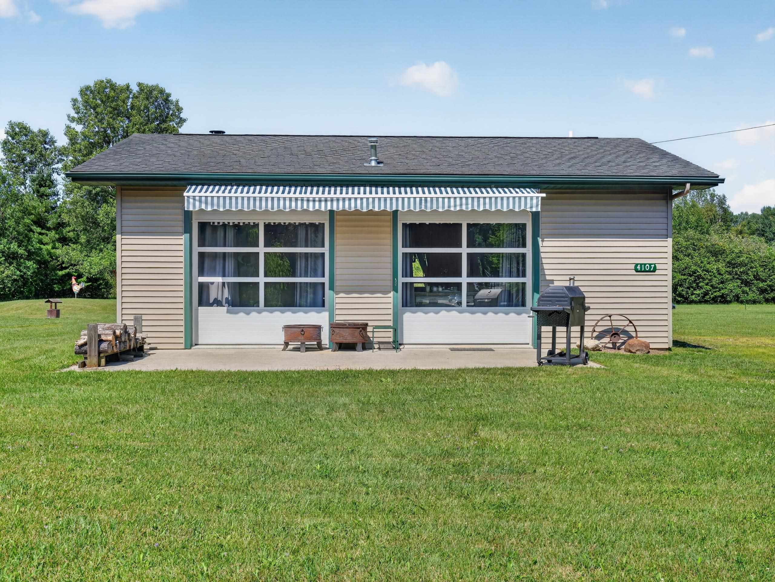 2nd image of 4107 Pine St, Gladwin, MI 48624 | MLS# 50215080