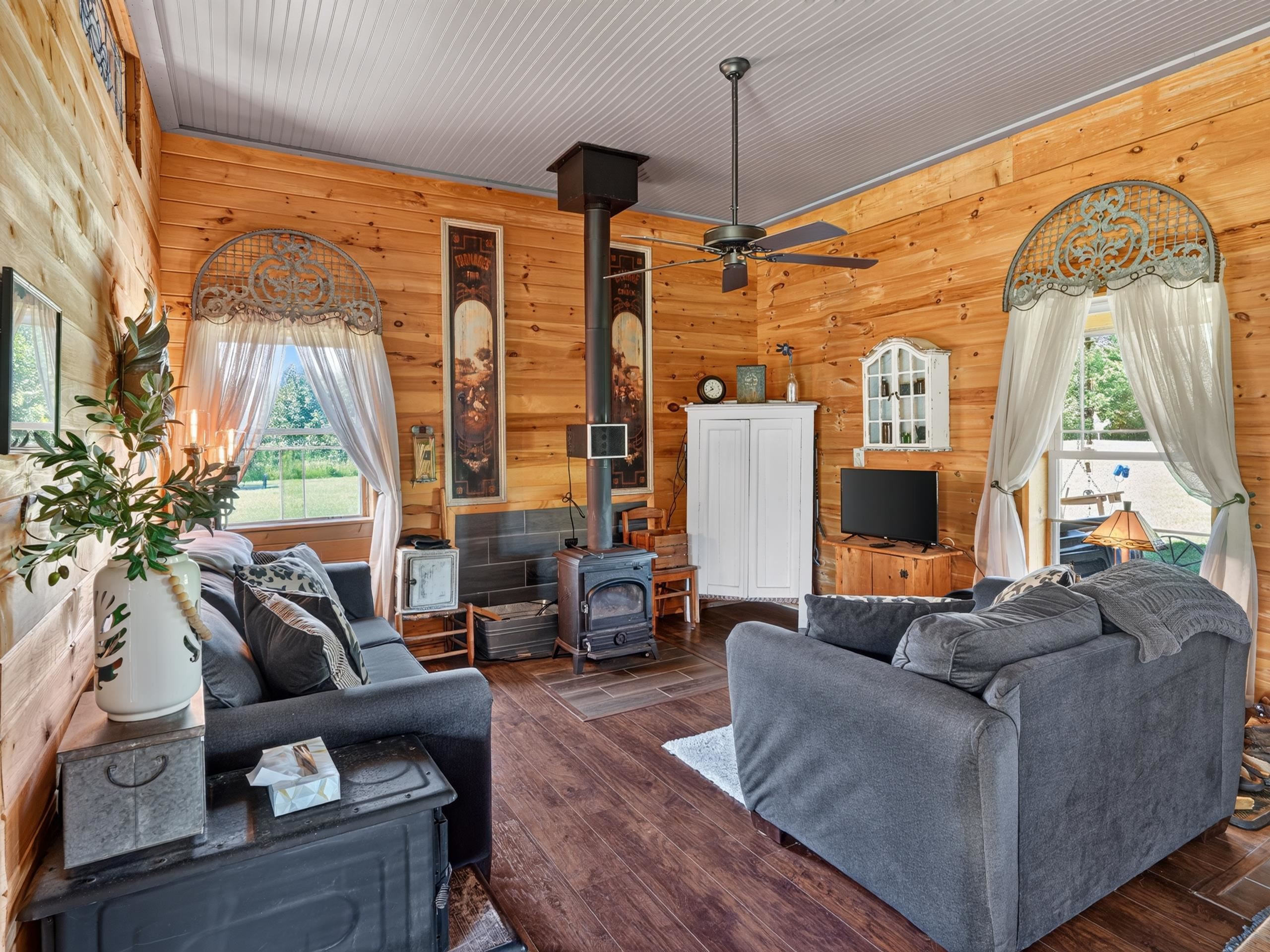 5th image of 4107 Pine St, Gladwin, MI 48624 | MLS# 50215080