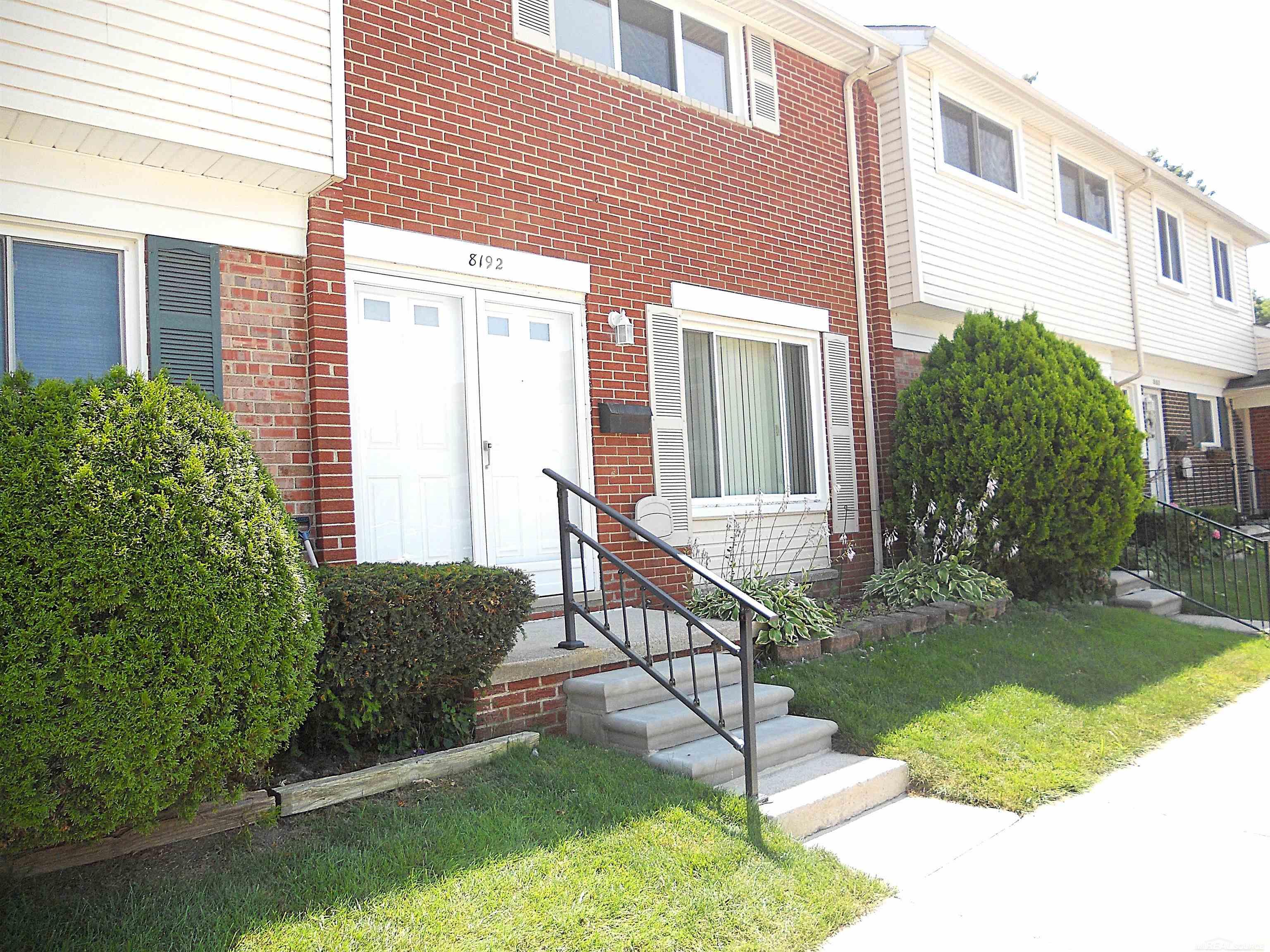41st image of 8192 Farnum Ave, Warren, MI 48093 | MLS# 50215107