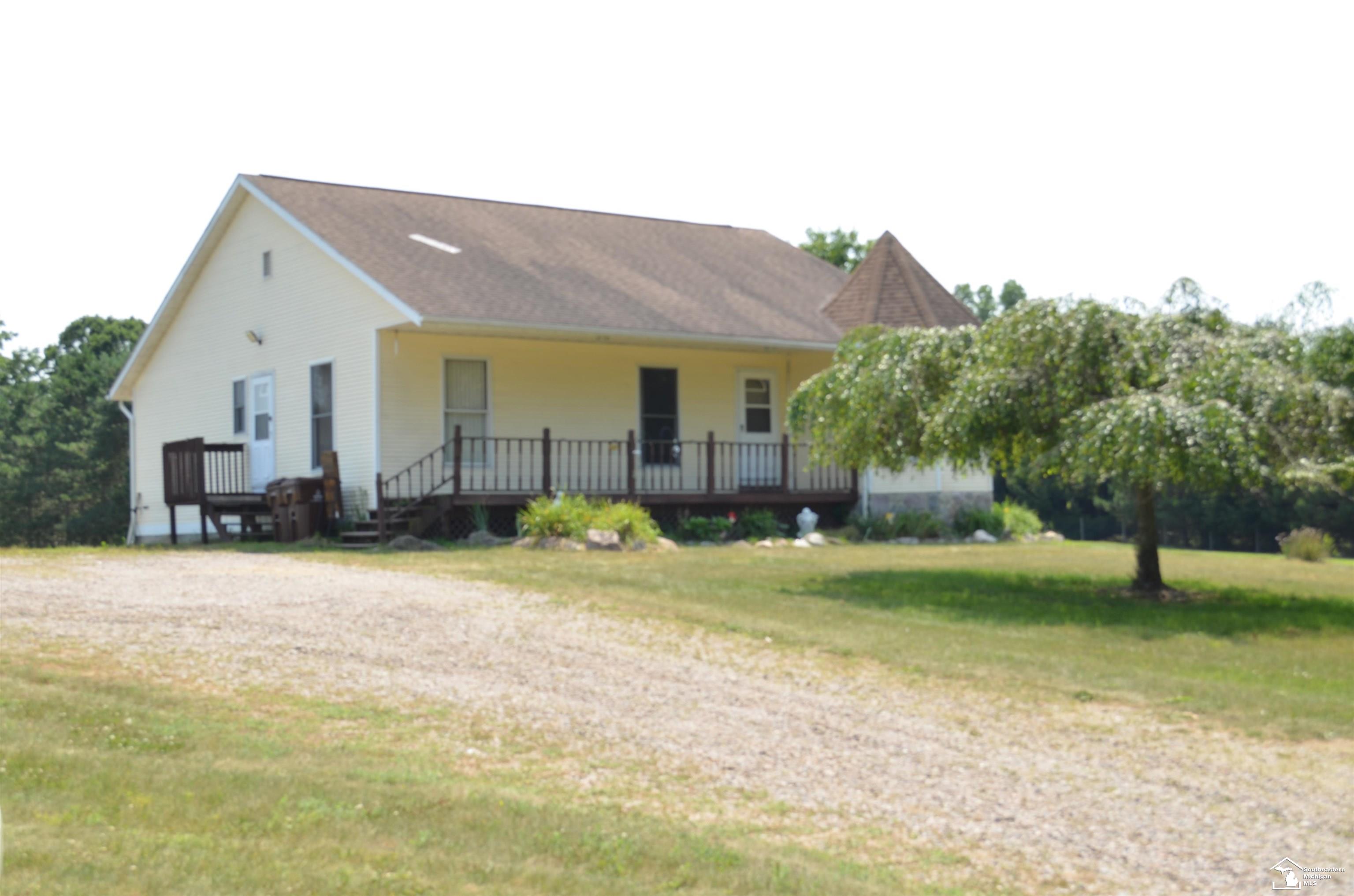 2nd image of 2977 Oakley Rd, Stockbridge, MI 49285 | MLS# 50215124