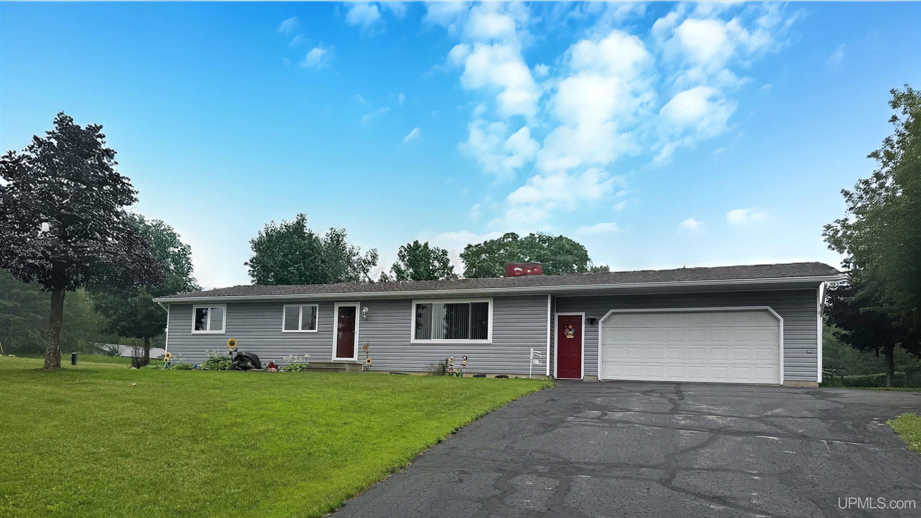 Homes for sale in Hermansville, MI | W5521 41 Rd, Hermansville, MI 49847 | MLS# 50215175