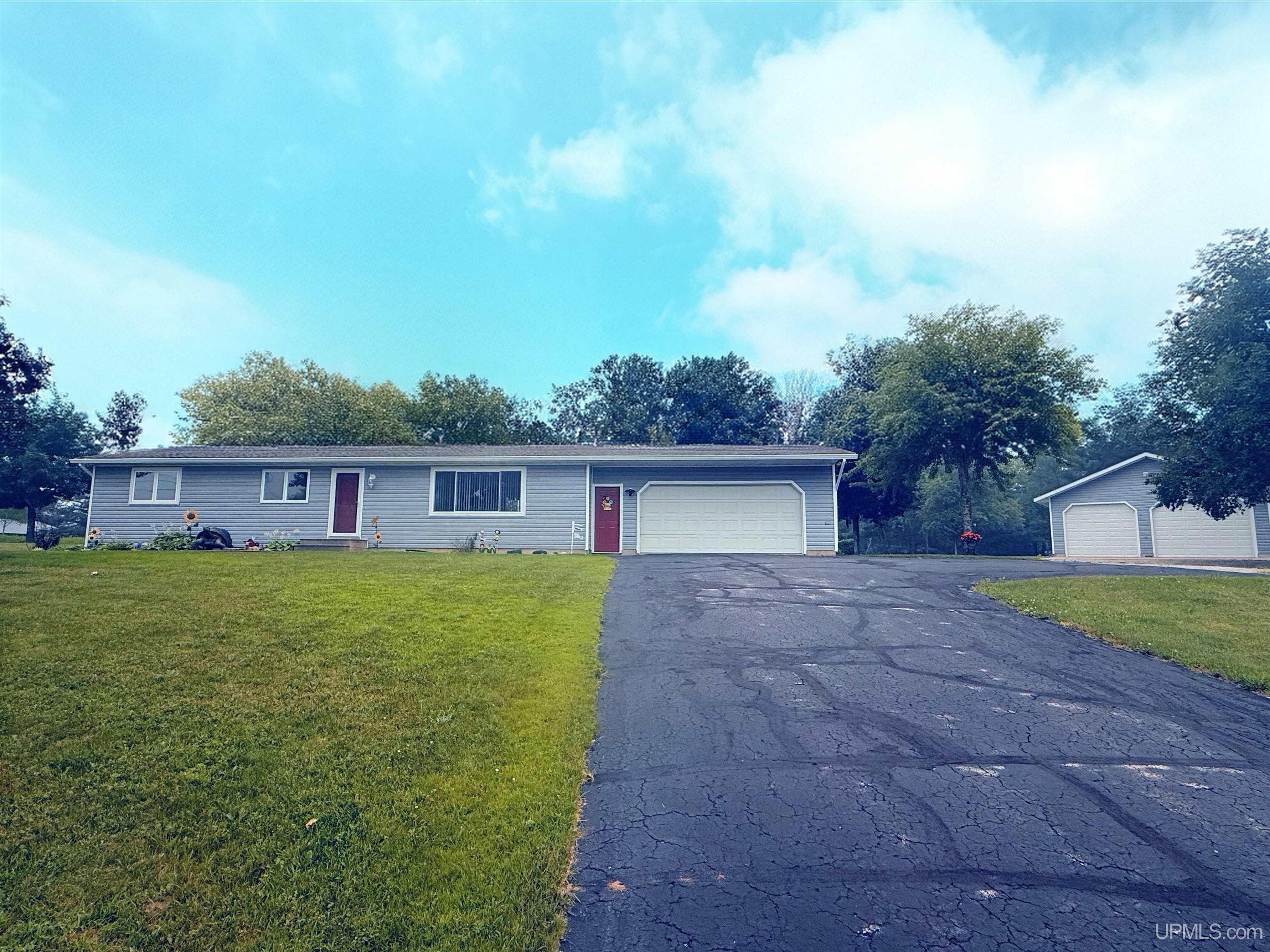 Homes for sale in Hermansville, MI | W5521 41 Rd, Hermansville, MI 49847 | MLS# 50215175