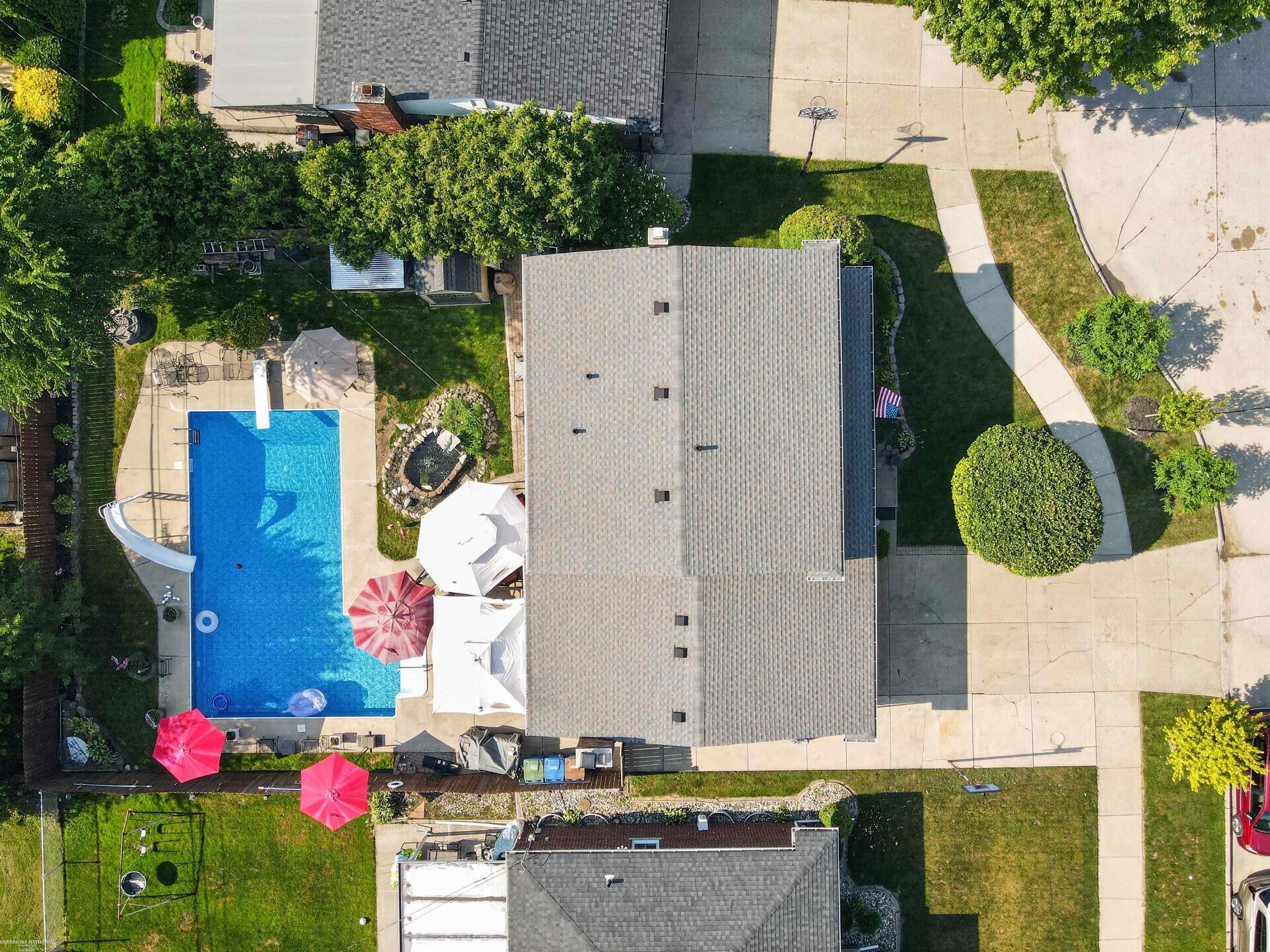 image of 32725 Rugby Dr, Warren, MI 48088 | MLS# 58050215184