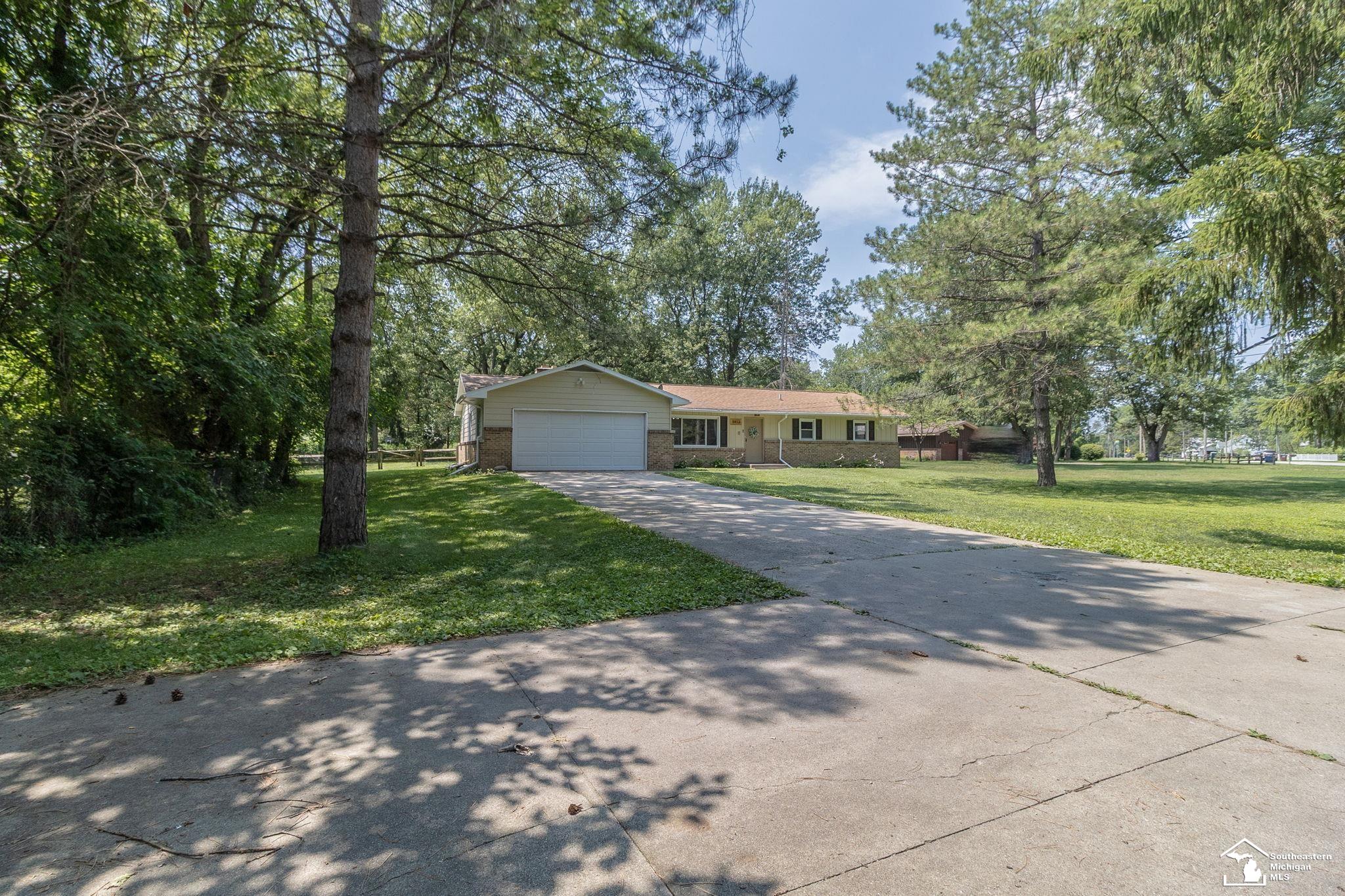 Homes for sale in Lambertville, MI | 8413 Summerfield Rd, Lambertville, MI 48144 | MLS# 50215196