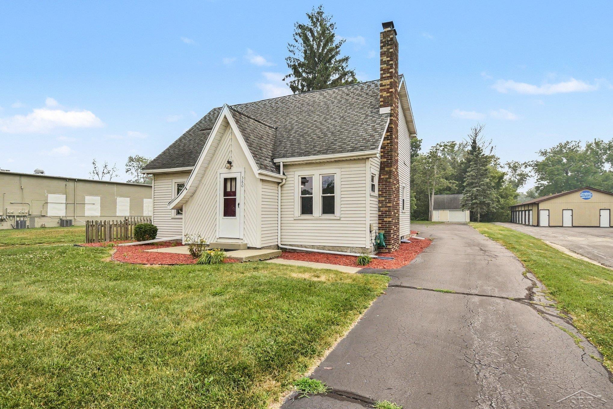 Photo 2 of Single family home for sale at 380 S Main St, Tittabawassee Township Saginaw, MI 48623 | MLS# 61050215222 | Listing updated on 2026-09-14