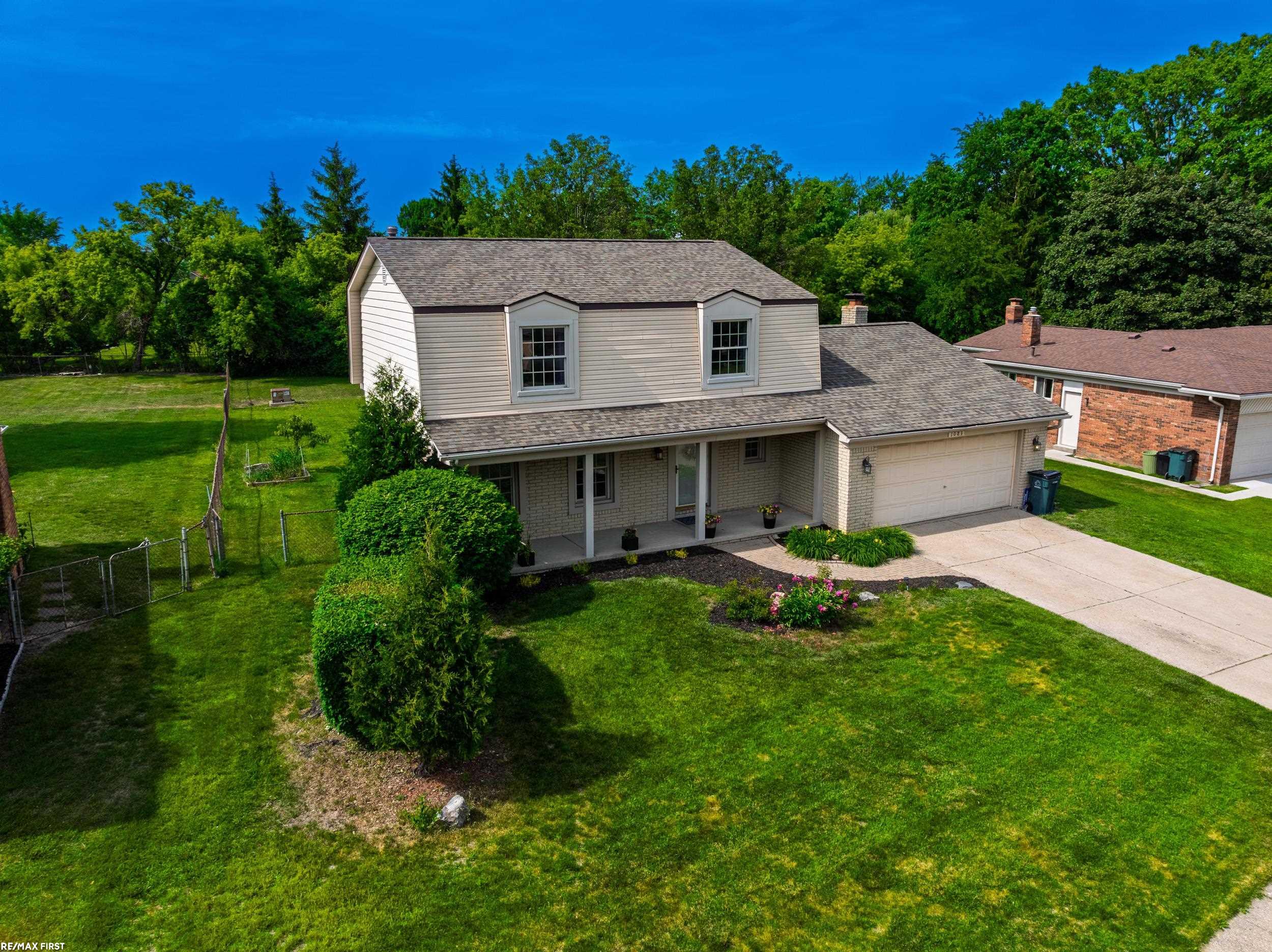 2nd image of 1083 Shallowdale Dr, Troy, MI 48085 | MLS# 50215248