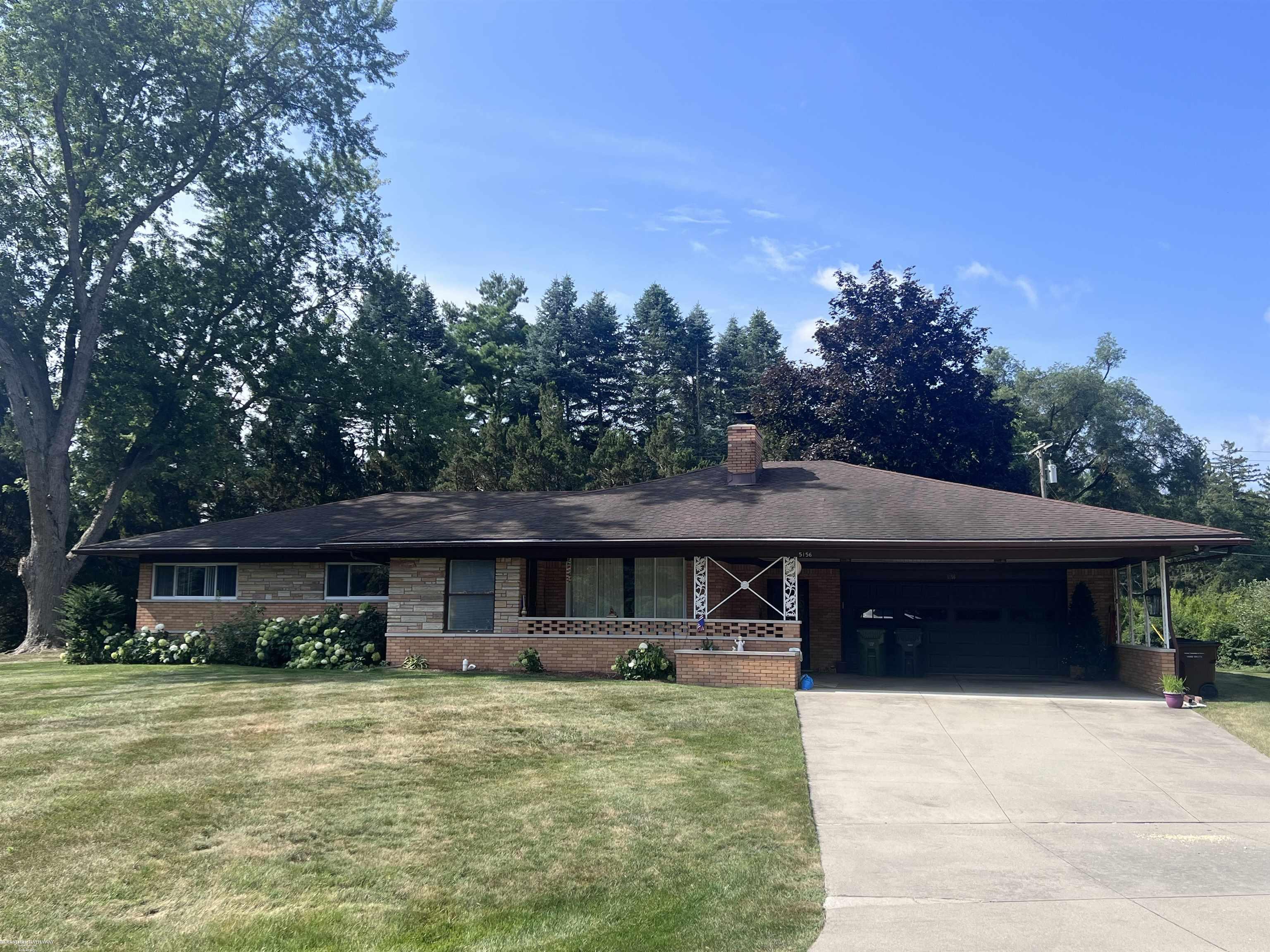Homes for sale in Utica, MI | 5156 Eastbrook Ct Ct, Utica, MI 48316 | MLS# 50215399