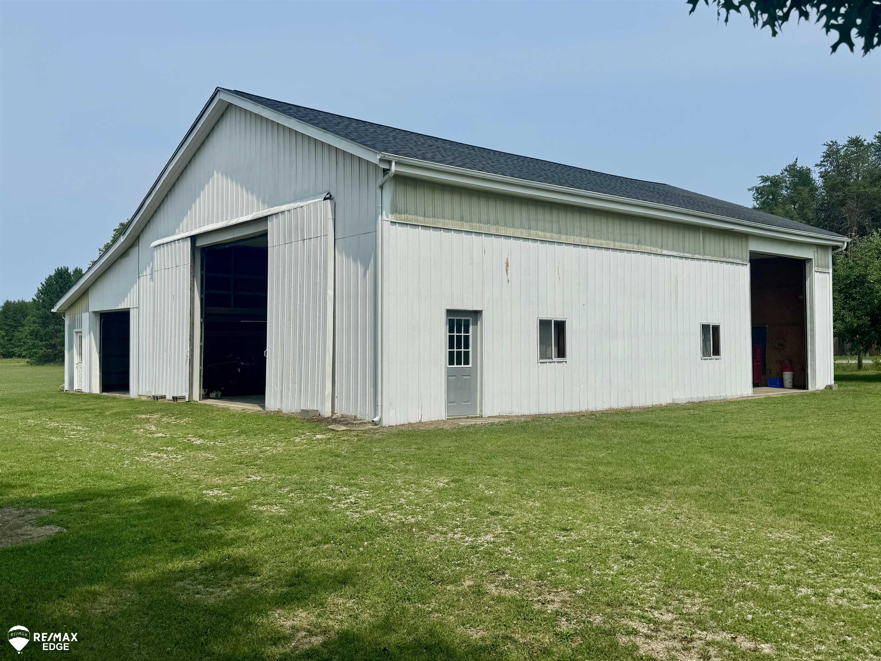 5th image of 8331 E Coldwater Rd, Davison, MI 48423 | MLS# 5050215405