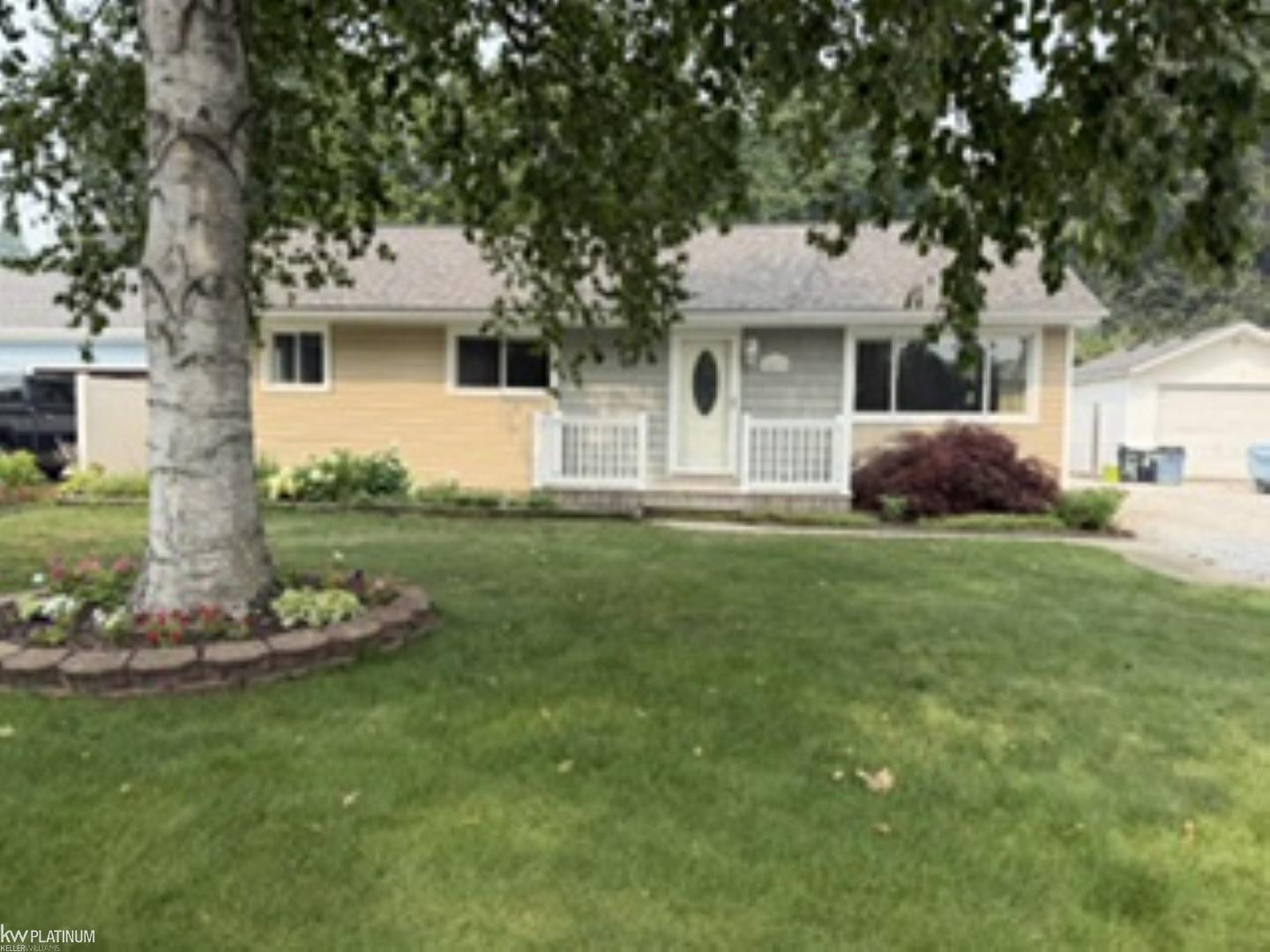 Homes for sale in Algonac, MI | 1819 Washington St, Algonac, MI 48001 | MLS# 50215429