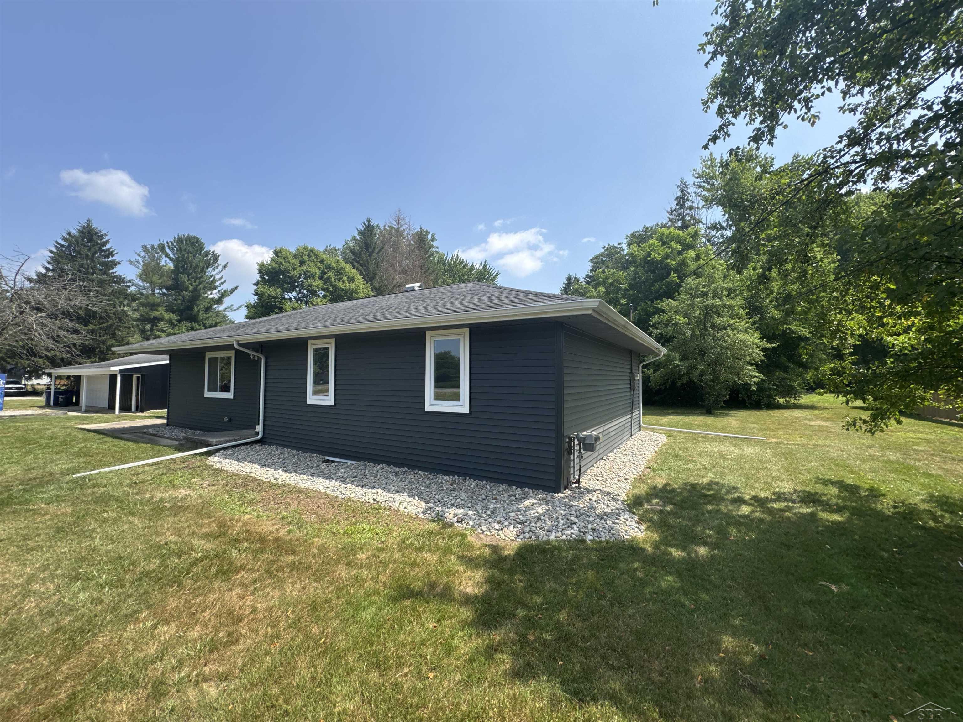Homes for sale in Bridgeport Charter Township Saginaw, MI | 5535 Fort Rd, Bridgeport Charter Township Saginaw, MI 48601 | MLS# 61050215458