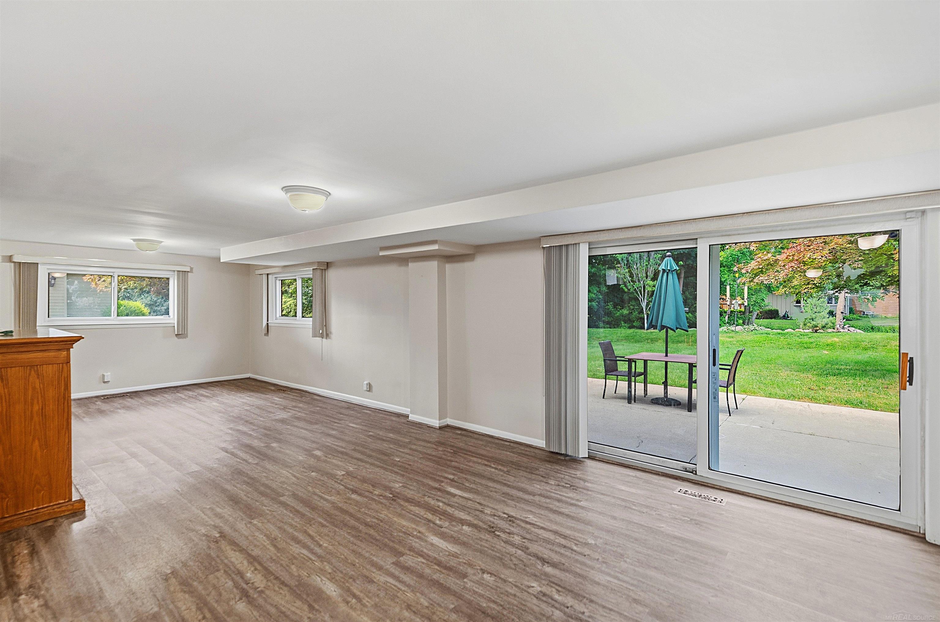 4th image of 28239 Brandywine Rd, Farmington Hills, MI 48334 | MLS# 58050215474