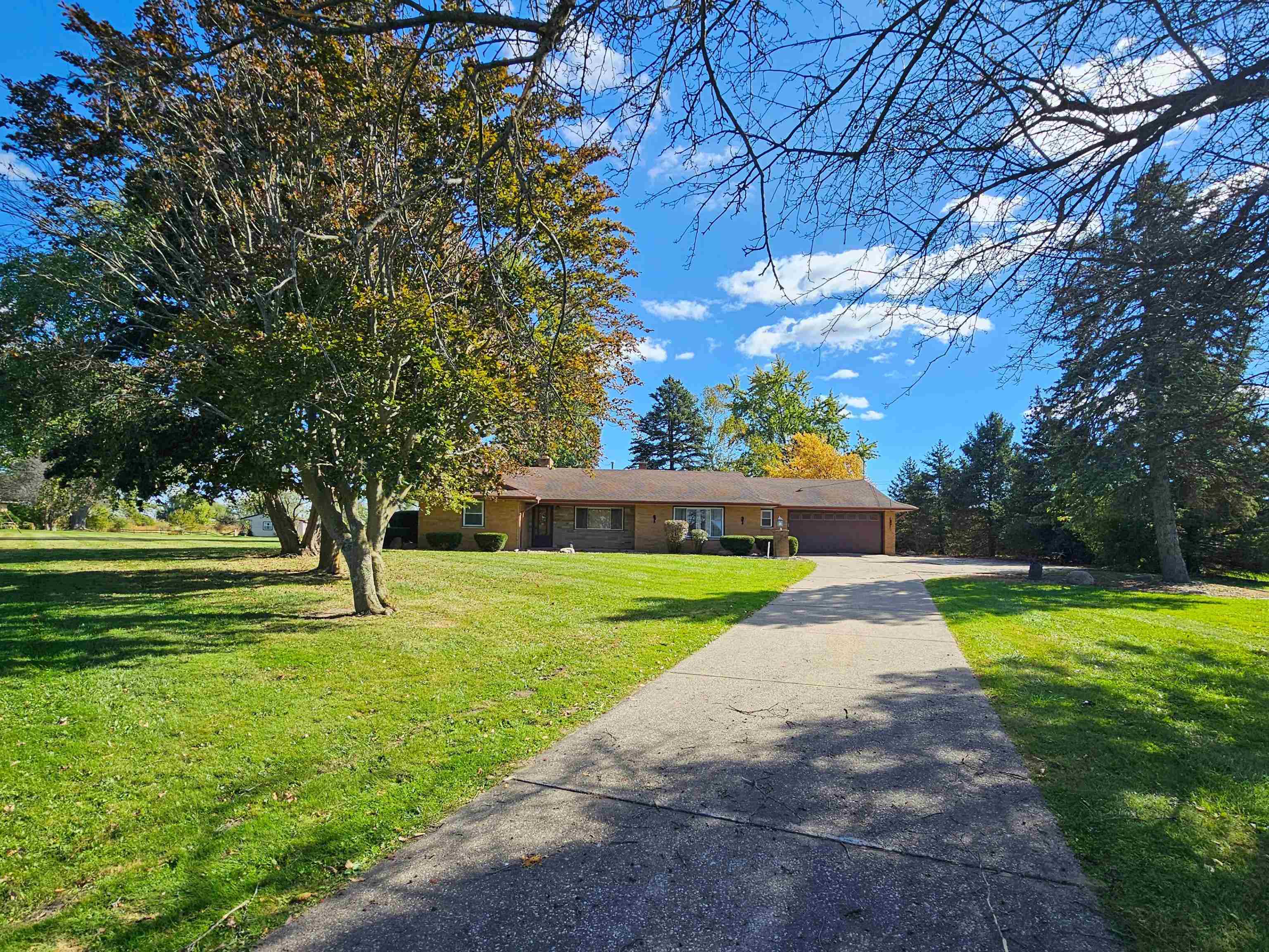 Photo 1 of Sale Pending at 1143 W Wilson Rd, Clio, MI 48420 | MLS# 5050215482 | Listing updated on 2026-09-17