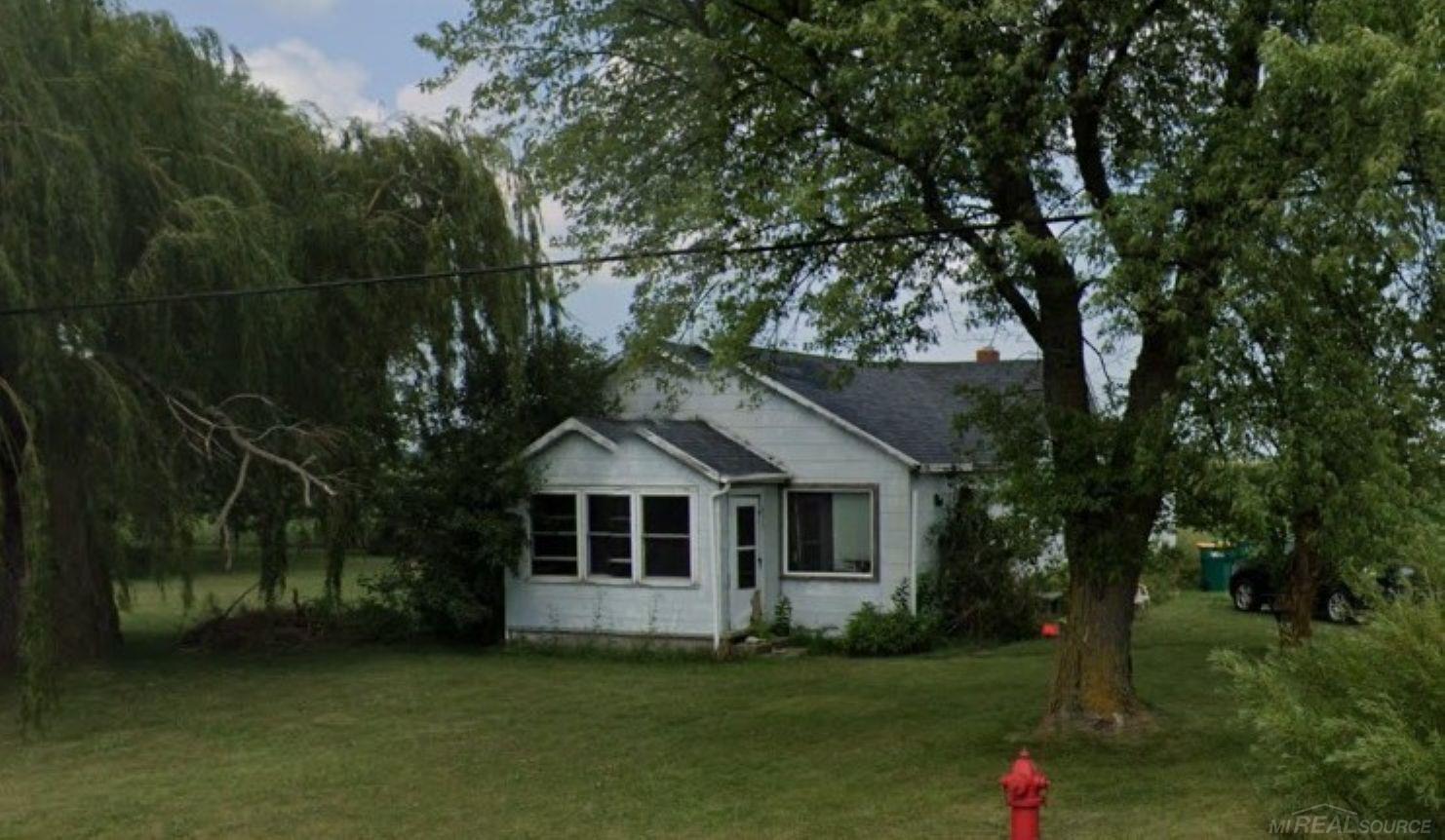 Homes for sale in Bay City City Bay, MI | 991 S Tuscola Rd, Bay City City Bay, MI 48708 | MLS# 58050215494