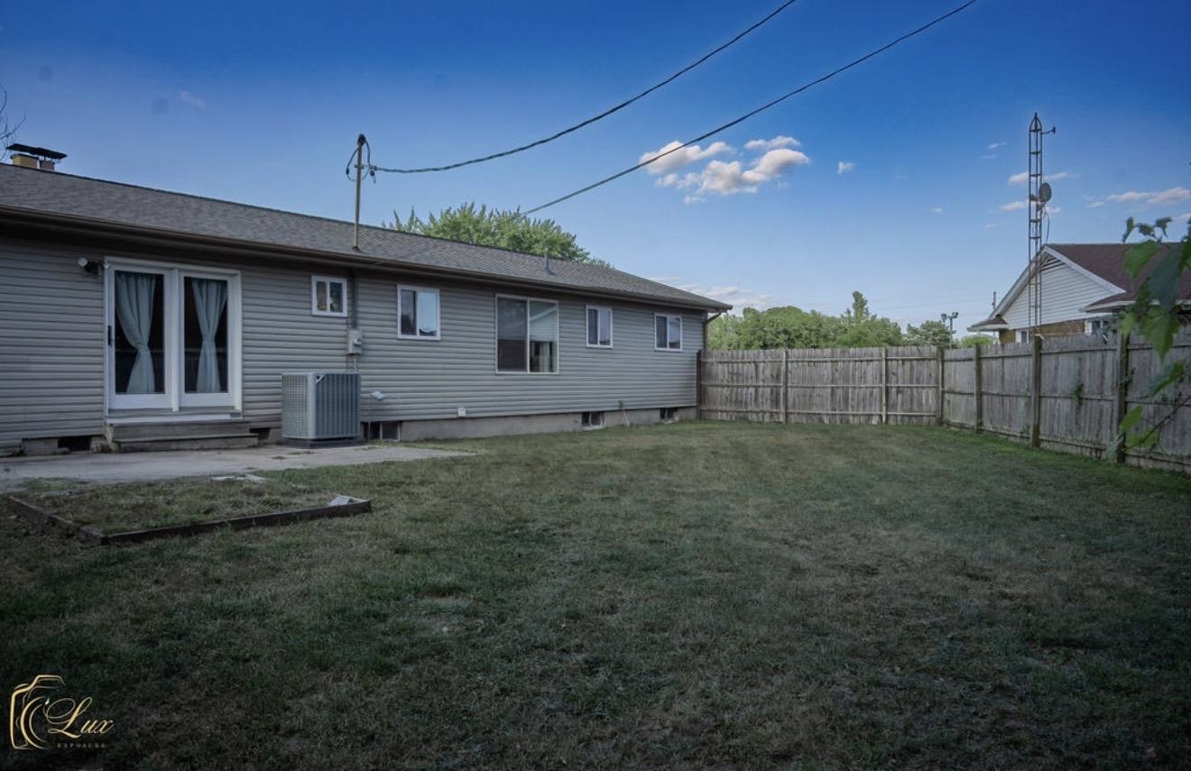 Photo 2 of Single family home for sale at 6453 Meadowwood Ln, Grand Blanc, MI 48439 | MLS# 5050215517 | Listing updated on 2026-09-24