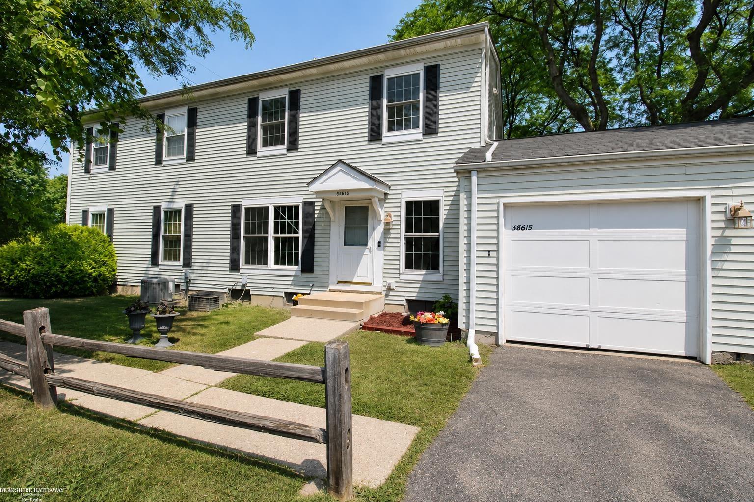 1st image of 38615 Diamond Head Ct, Clinton Township, MI 48038 | MLS# 50215548