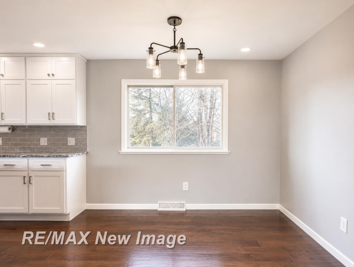 3rd image of 2 Mary Lane Ct, Frankenmuth, MI 48734 | MLS# 61050215572