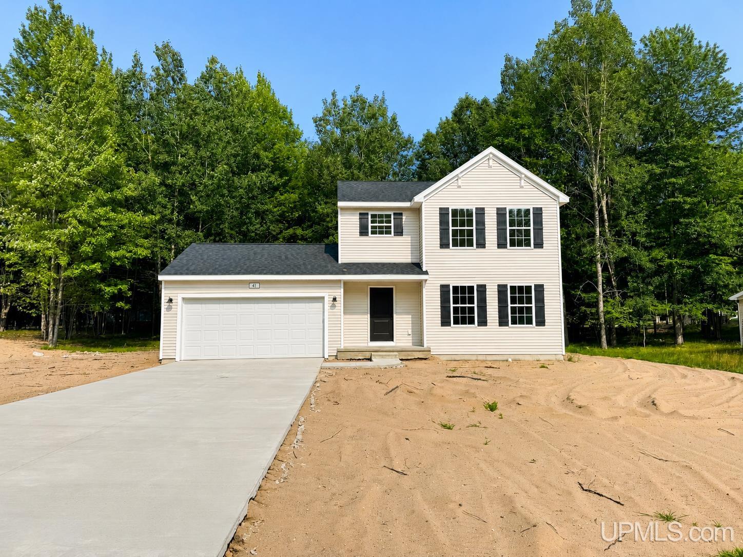 1st image of 41 Tipperary Rd, Gladstone, MI 49837 | MLS# 50215574