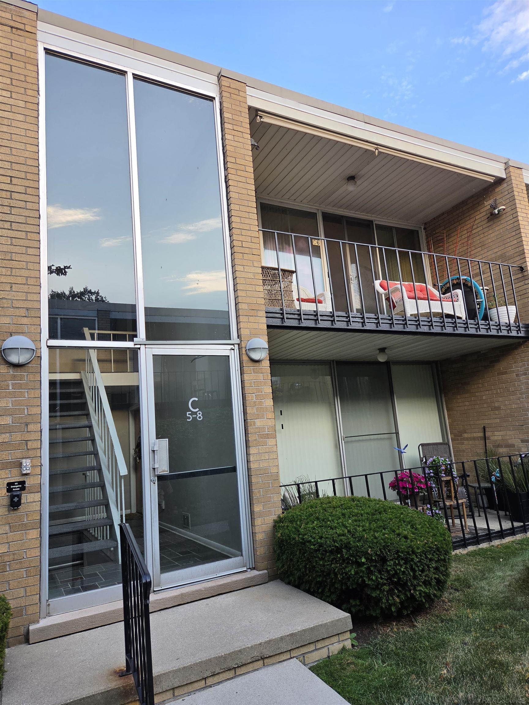 1st image of 28111 Jefferson Ave #C Building Unit 6, Saint Clair Shores, MI 48081 | MLS# 50215576