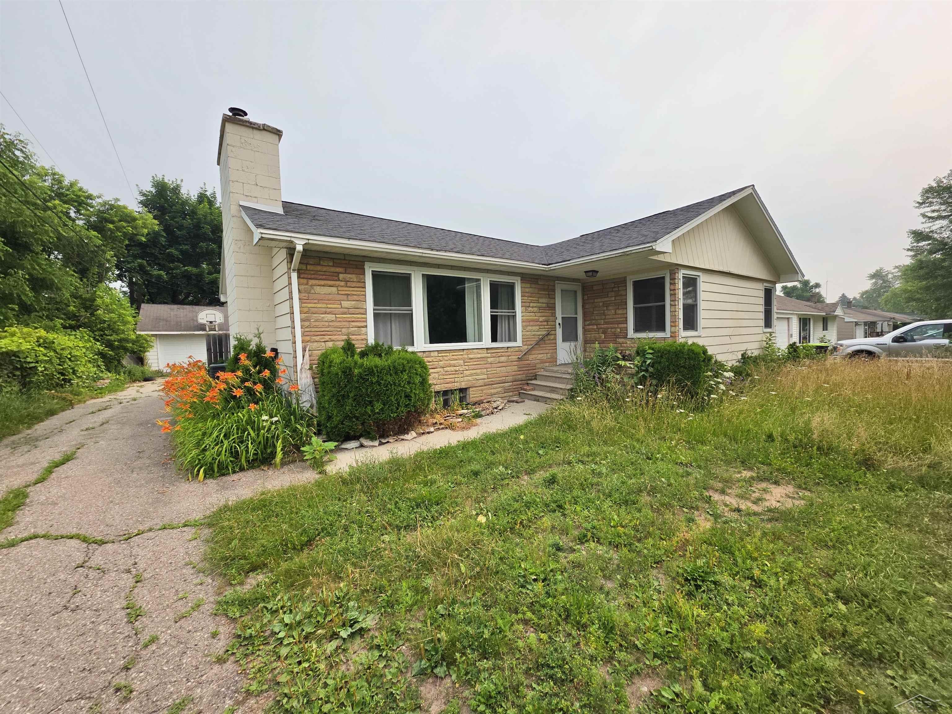 Homes for sale in Alpena Township Alpena, MI | 1267 Golf Course Rd, Alpena Township Alpena, MI 49707 | MLS# 61050215583