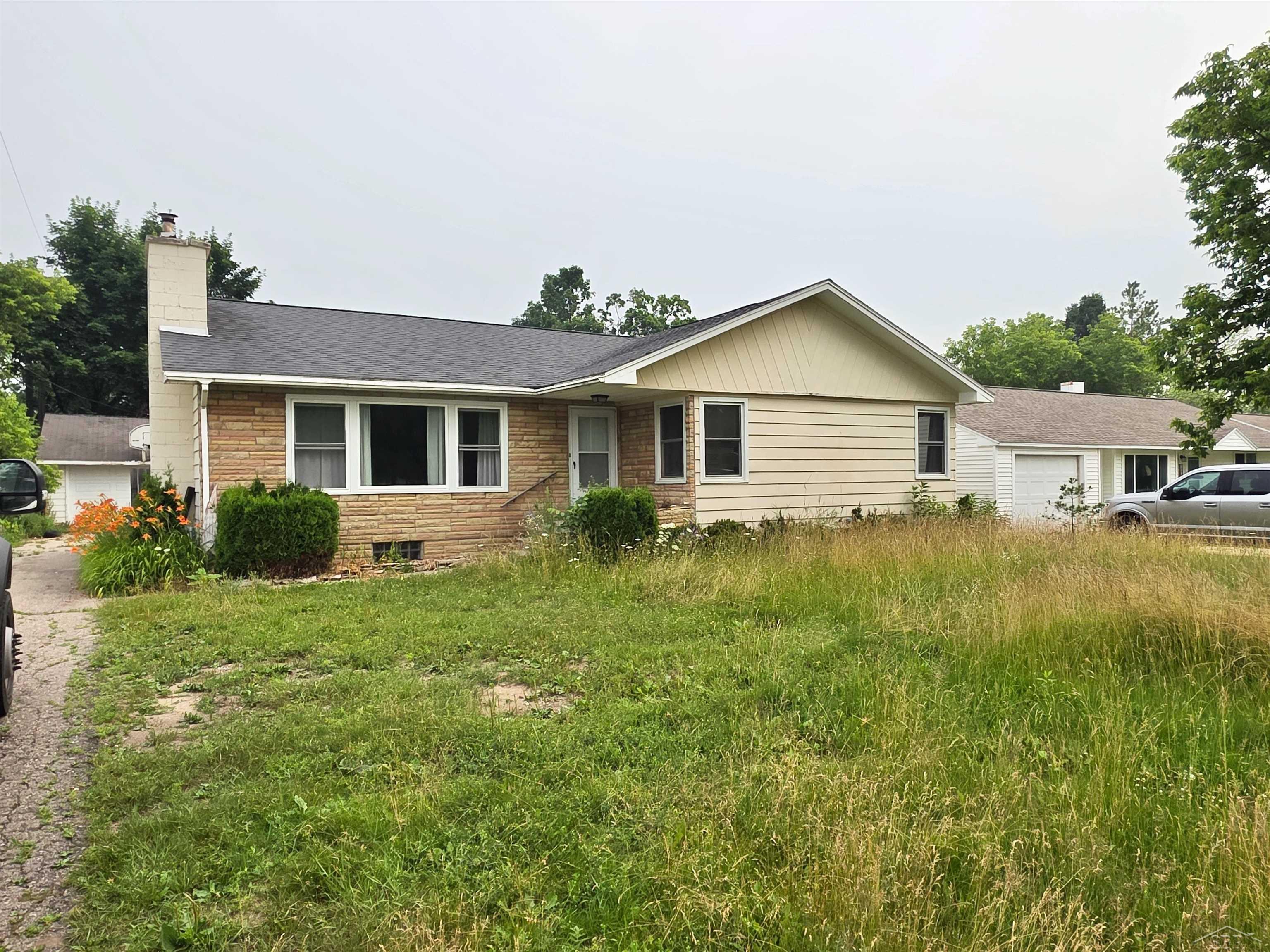Homes for sale in Alpena Township Alpena, MI | 1267 Golf Course Rd, Alpena Township Alpena, MI 49707 | MLS# 61050215583