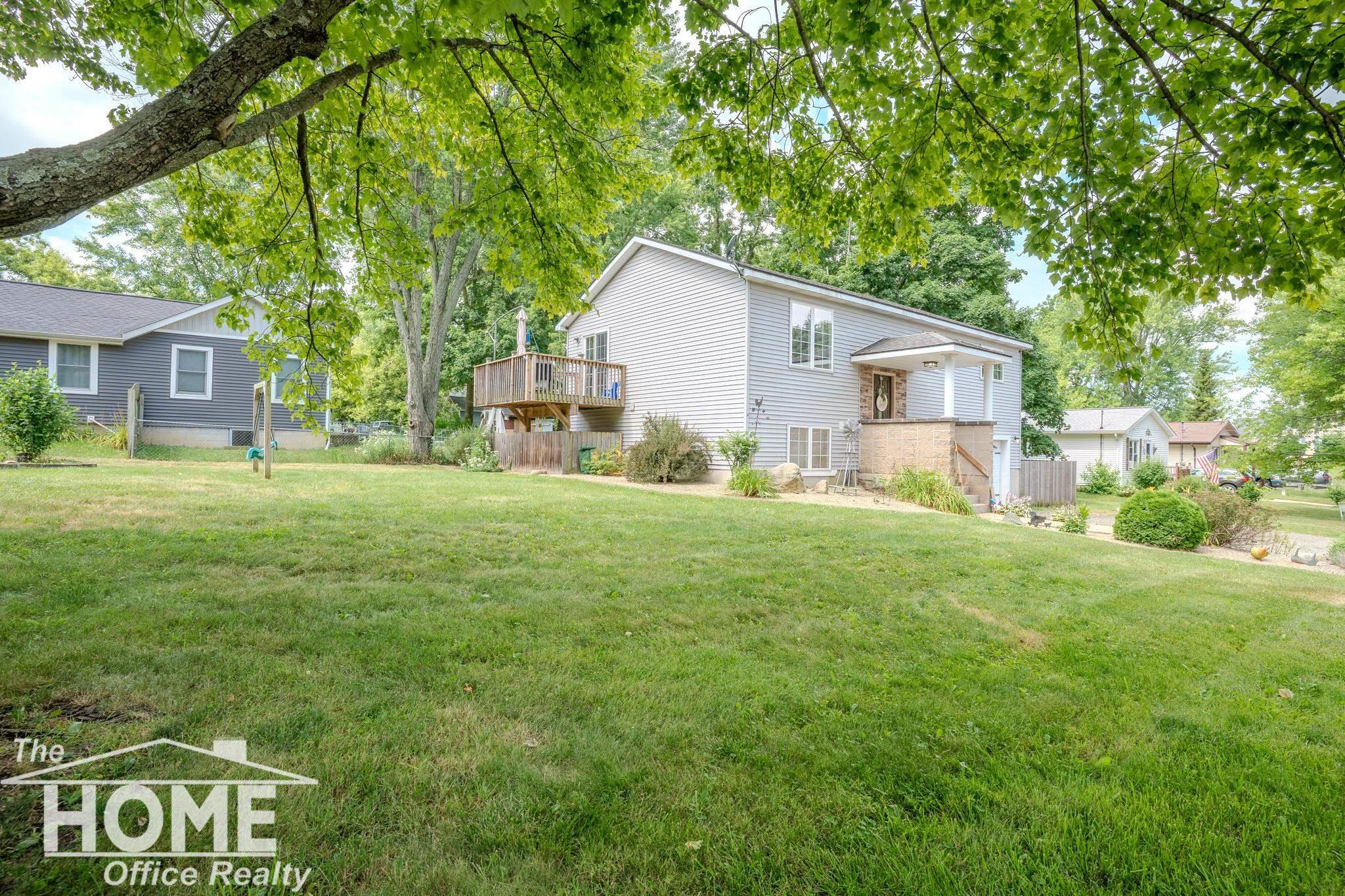 Homes for sale in Laingsburg, MI | 420 Sciota St, Laingsburg, MI 48848 | MLS# 50215598