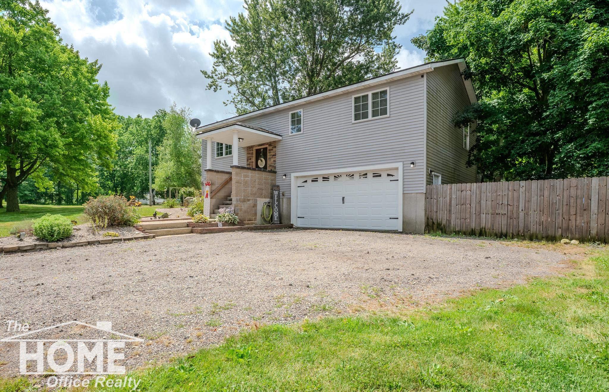 Homes for sale in Laingsburg, MI | 420 Sciota St, Laingsburg, MI 48848 | MLS# 50215598