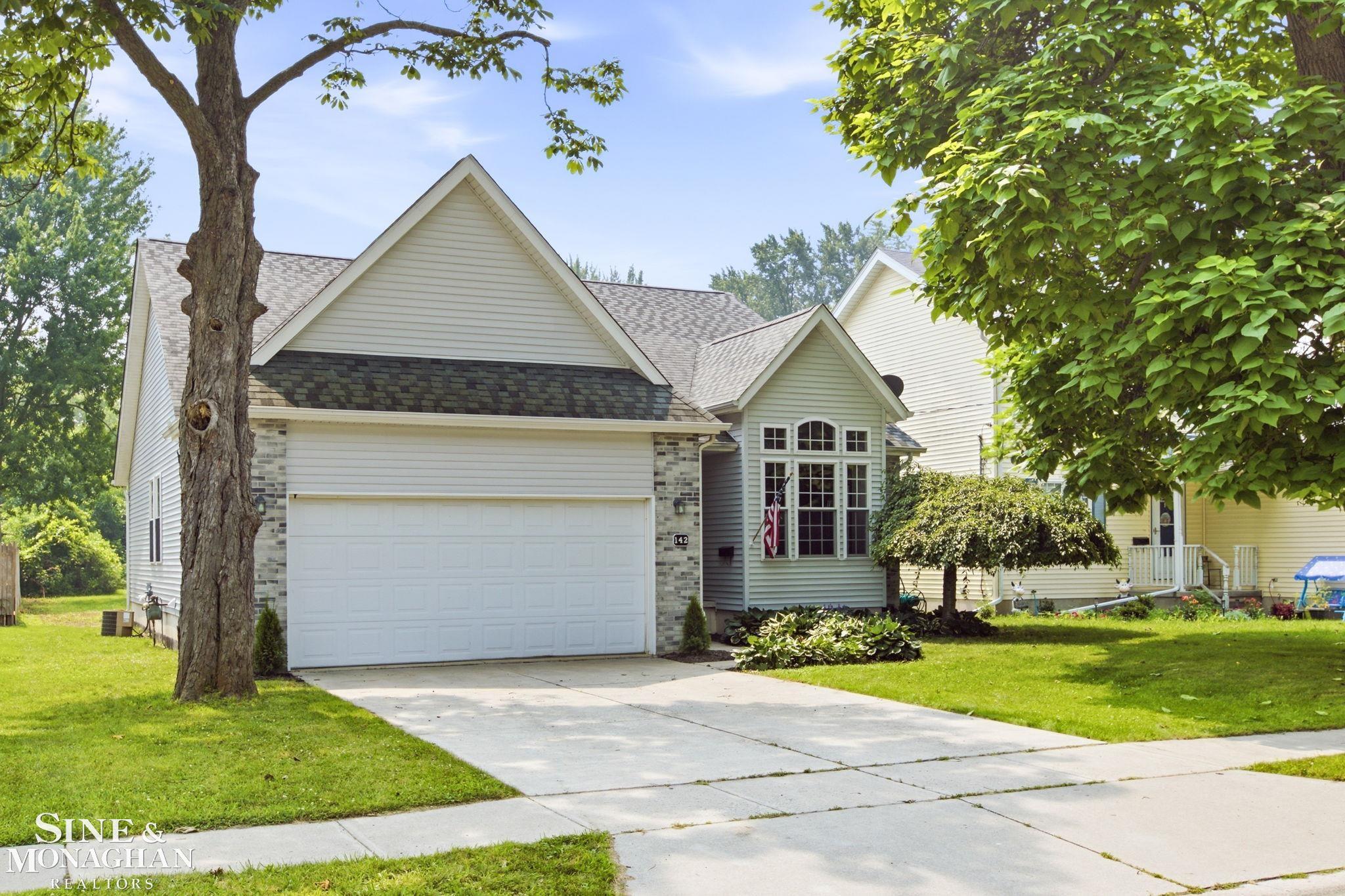 2nd image of 142 Taylor St, Port Huron, MI 48060 | MLS# 50215617