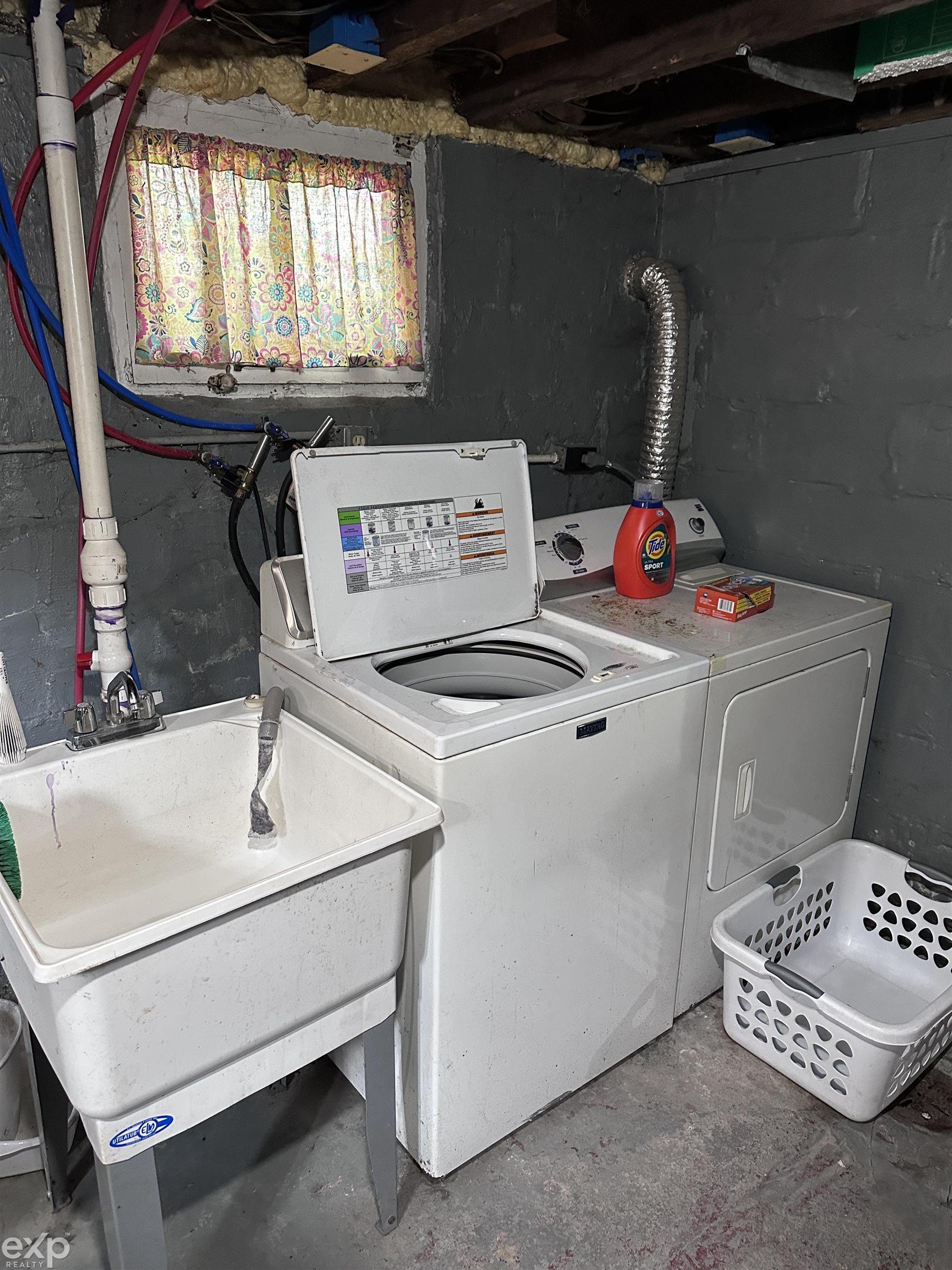37th image of 2417 Division St, Port Huron, MI 48060 | MLS# 50215624