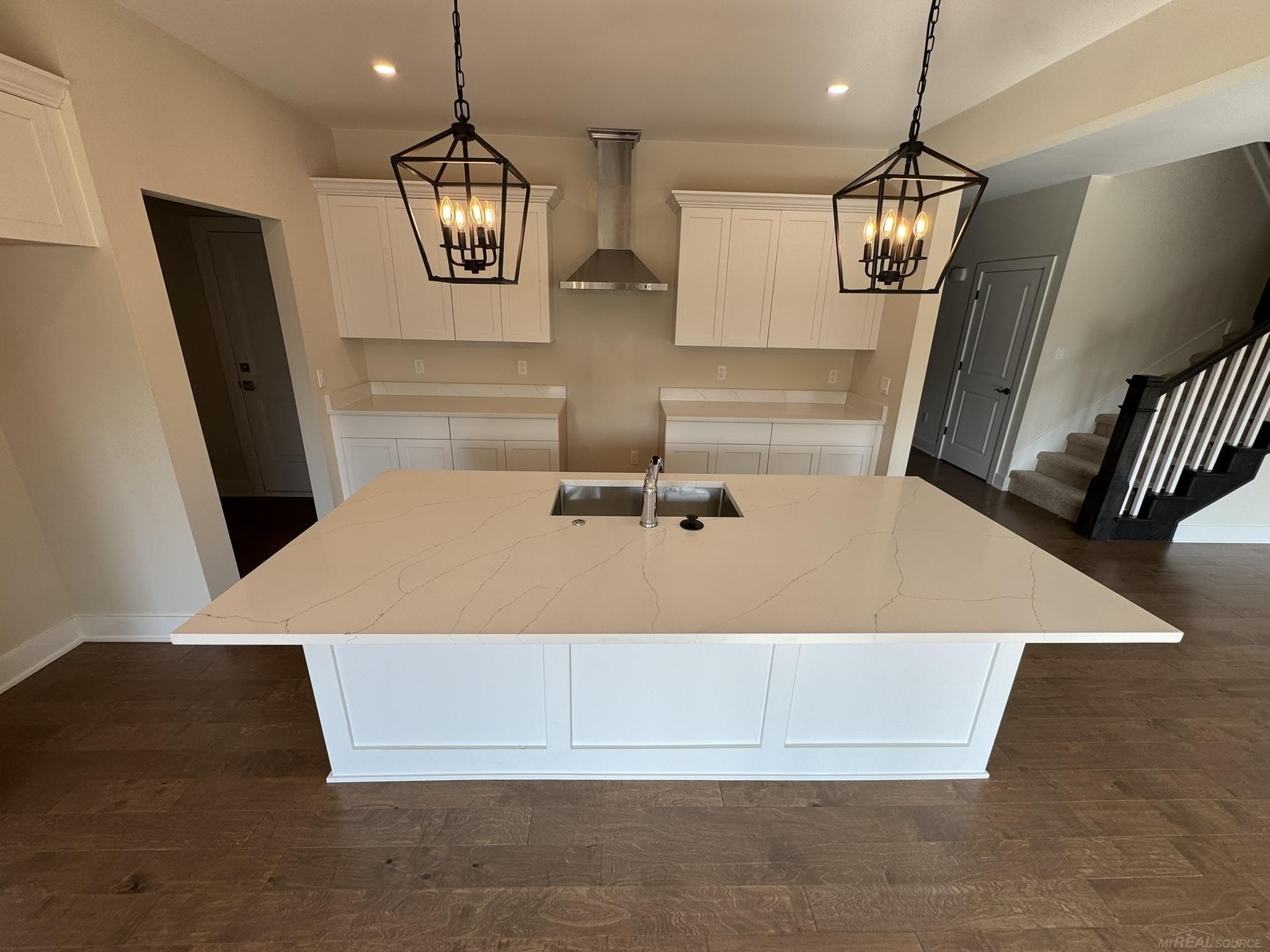 4th image of 37183 Curwood Dr, Sterling Heights, MI 48310 | MLS# 50215694