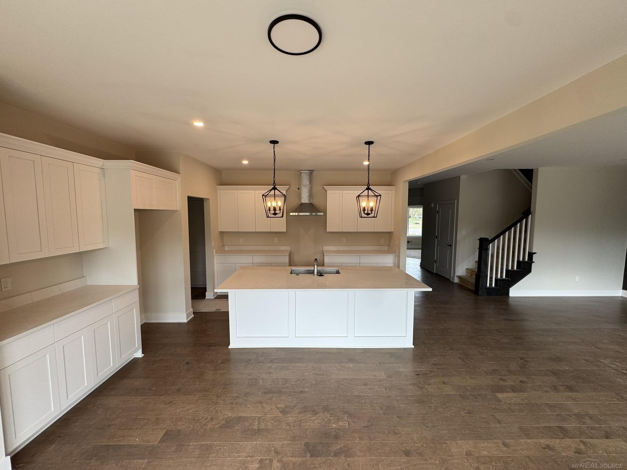 5th image of 37183 Curwood Dr, Sterling Heights, MI 48310 | MLS# 50215694