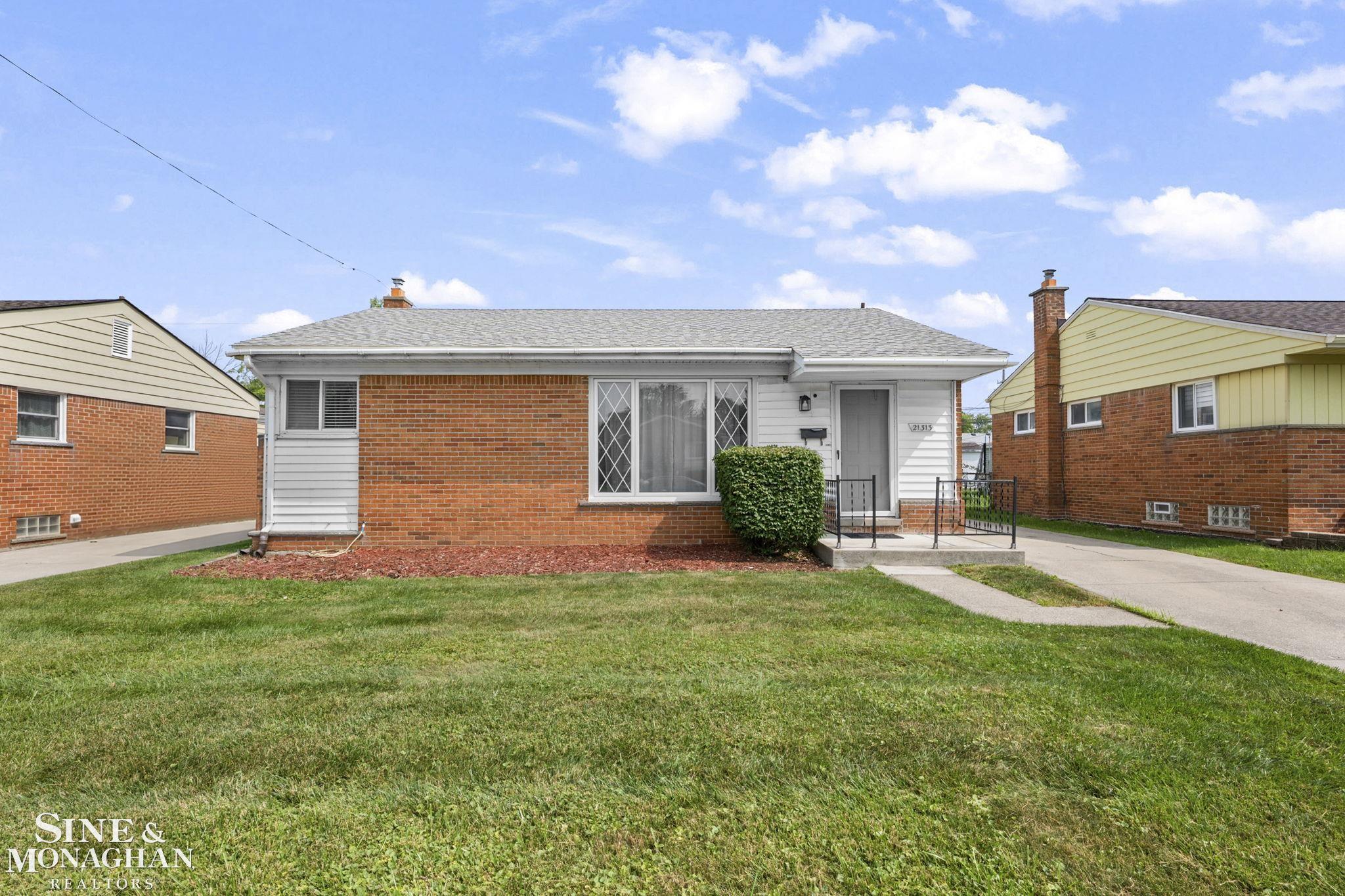 1st image of 21313 Tanglewood St, Saint Clair Shores, MI 48082 | MLS# 50215708