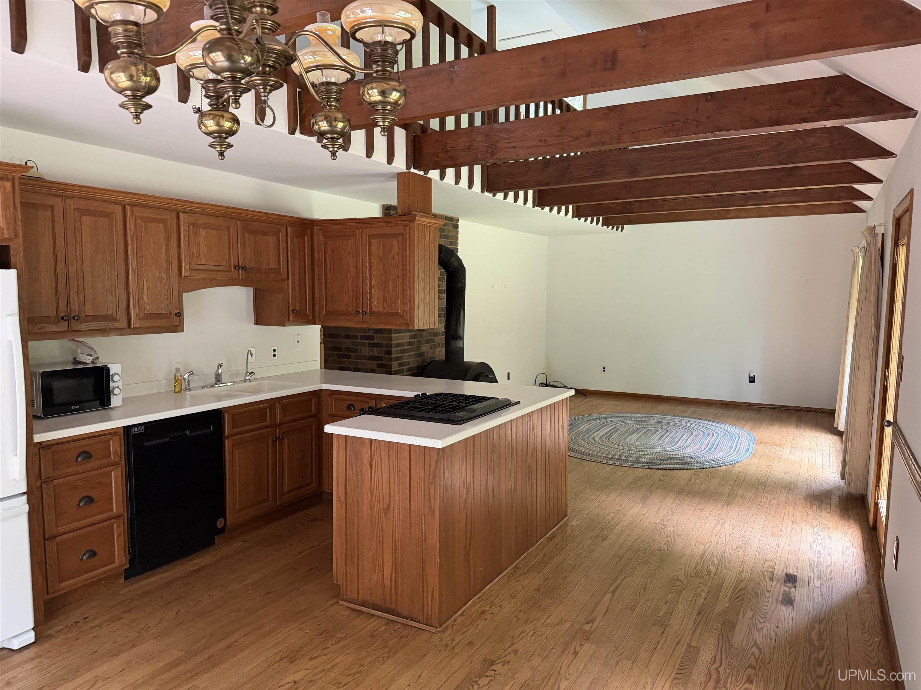 4th image of W7230 Marquis Rd, Amberg, WI 54102 | MLS# 50215851