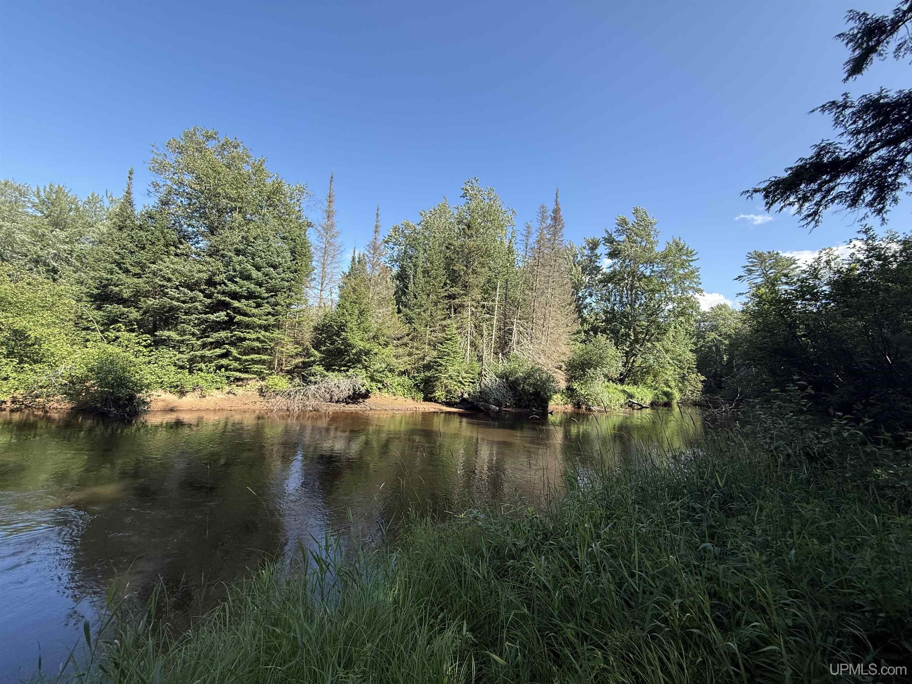 3rd image of 742 Beaver View Dr, Germfask, MI 49836 | MLS# 50215857