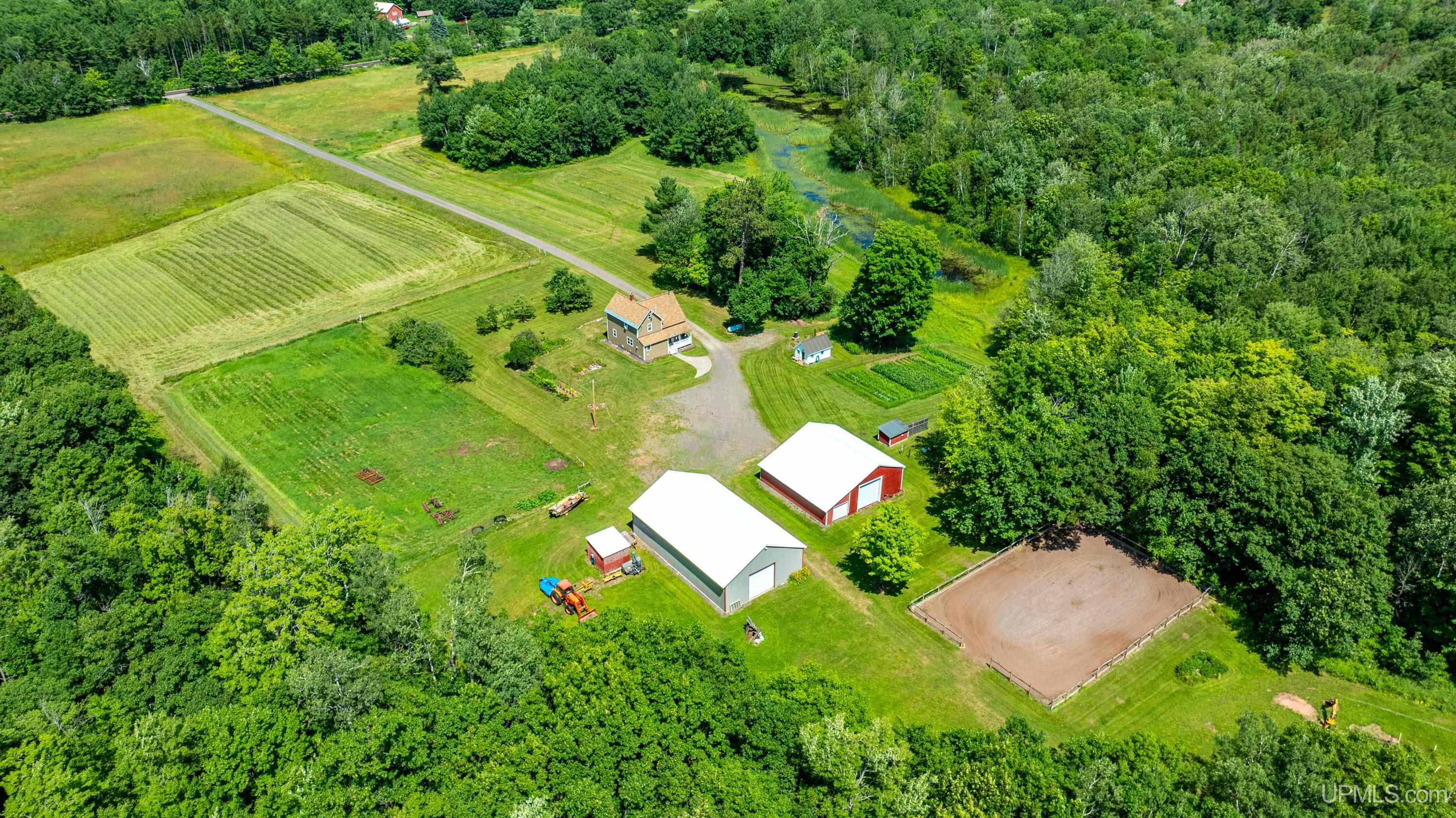 4th image of 24551 Upper Point Mills Rd, Hancock, MI 49930 | MLS# 50215927