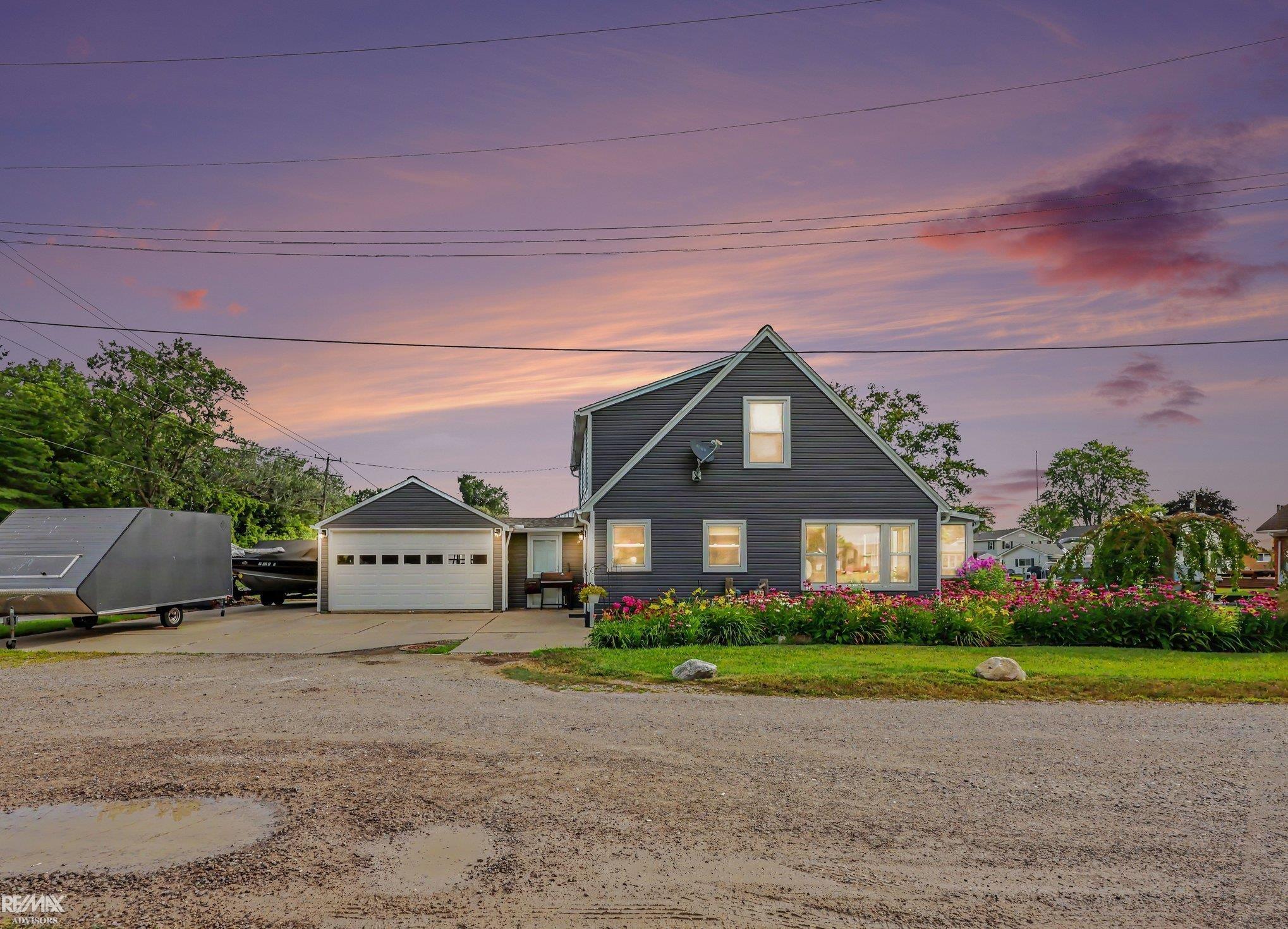 2nd image of 5281 Pointe Dr Dr, East China, MI 48054 | MLS# 50215942