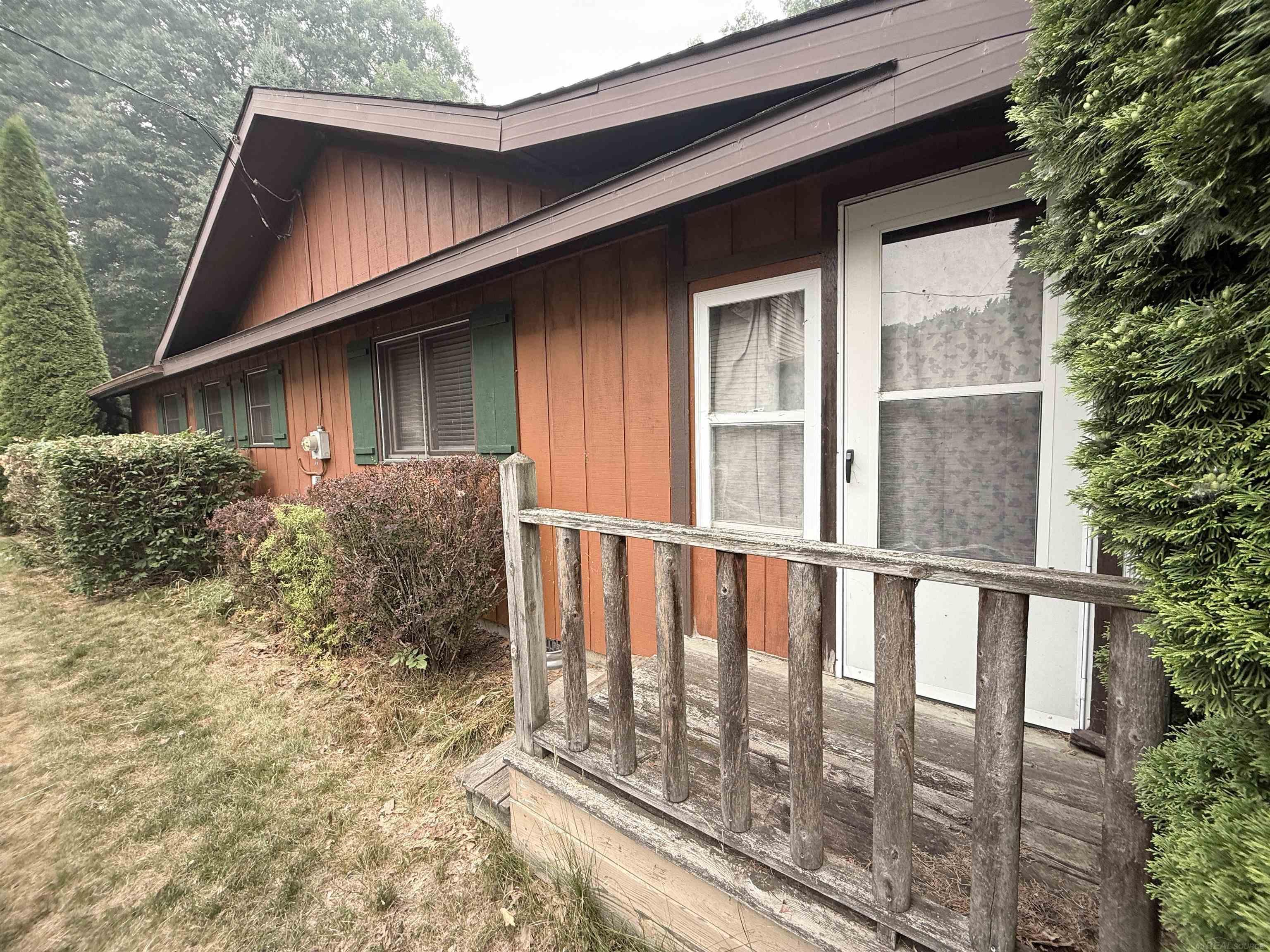 3rd image of 948 S Foster Rd, Au Gres, MI 48703 | MLS# 50215945
