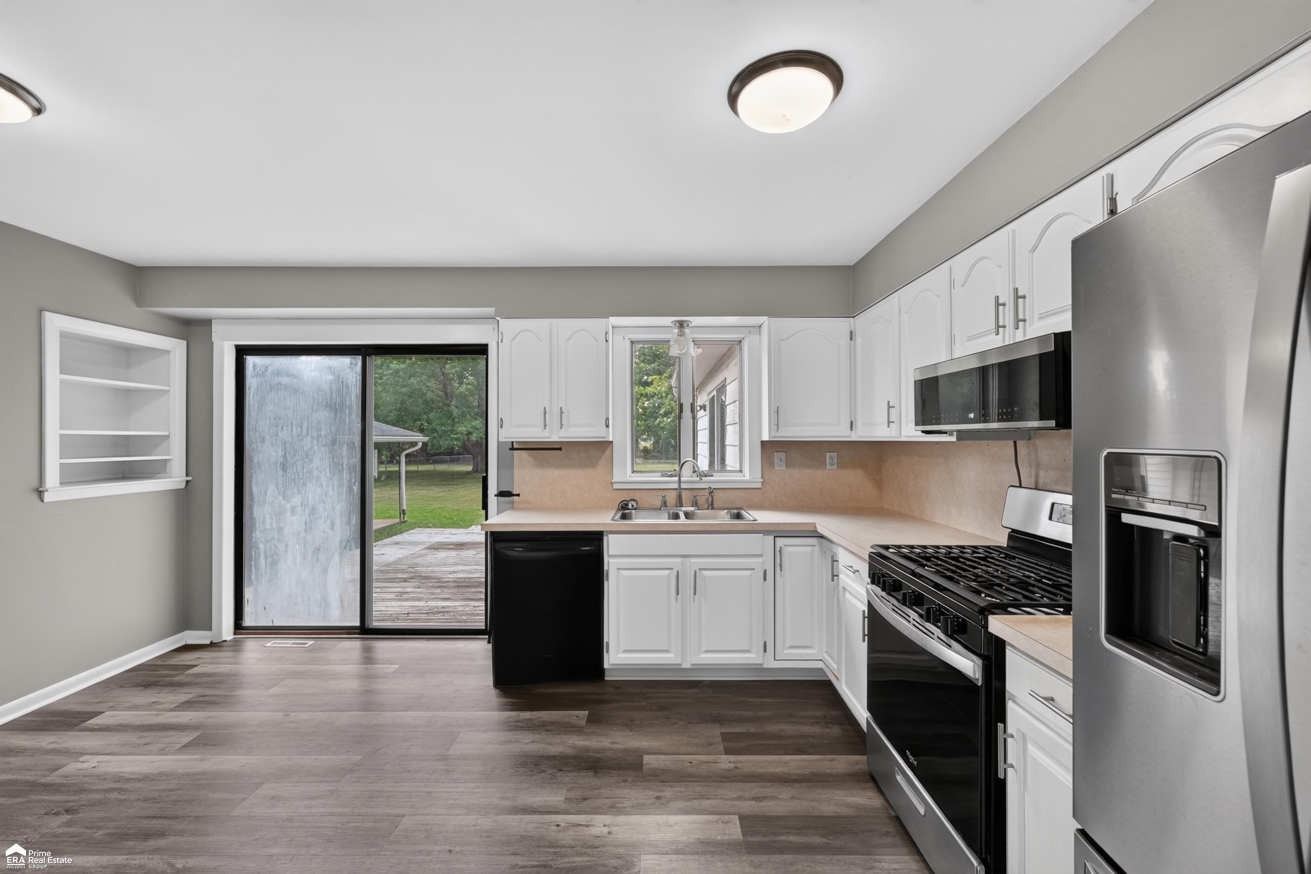5th image of 5286 Roberts Dr, Flint, MI 48506 | MLS# 5050216005