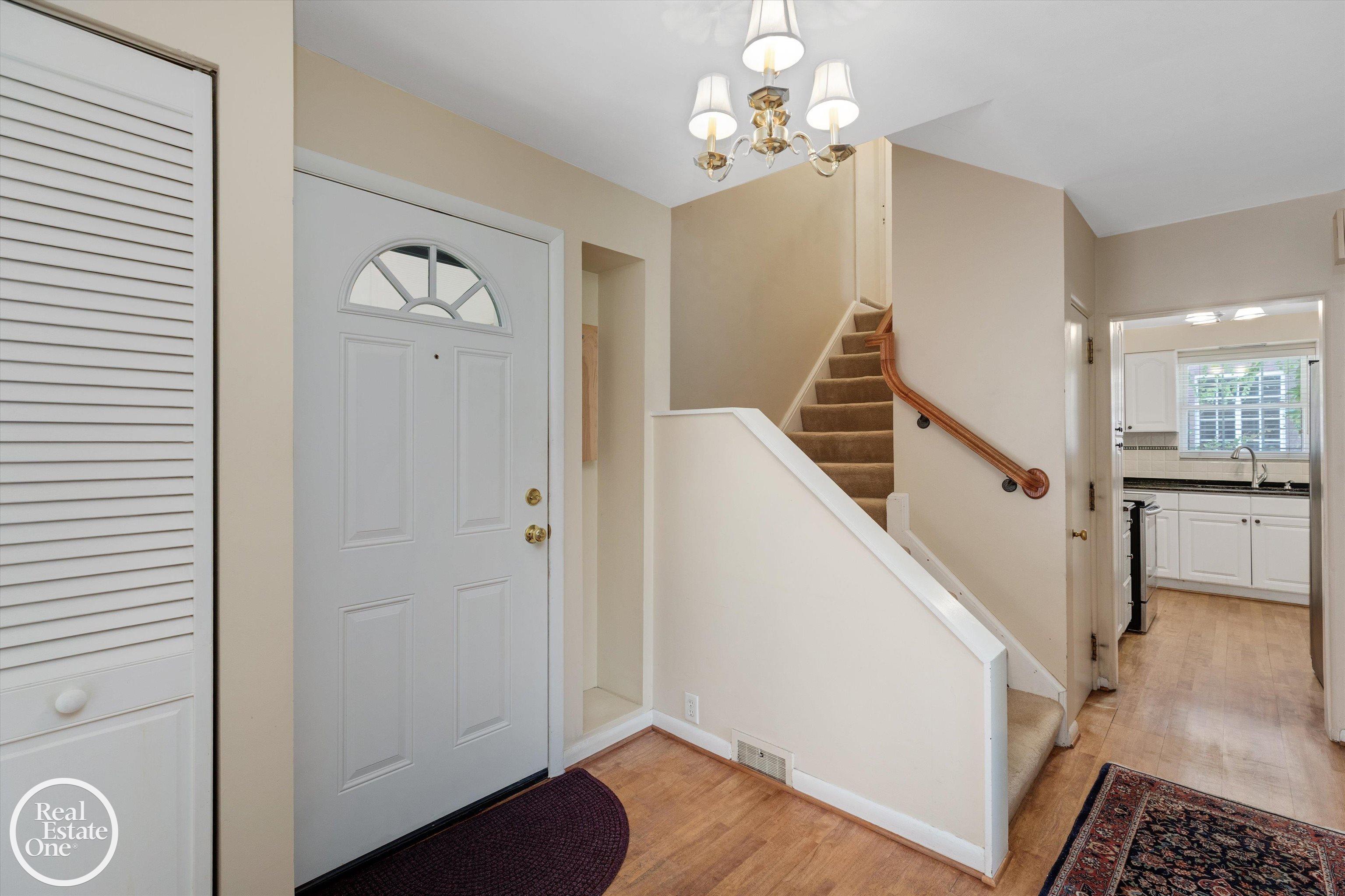 3rd image of 278 Fisher Rd, Grosse Pointe Farms, MI 48230 | MLS# 50216029