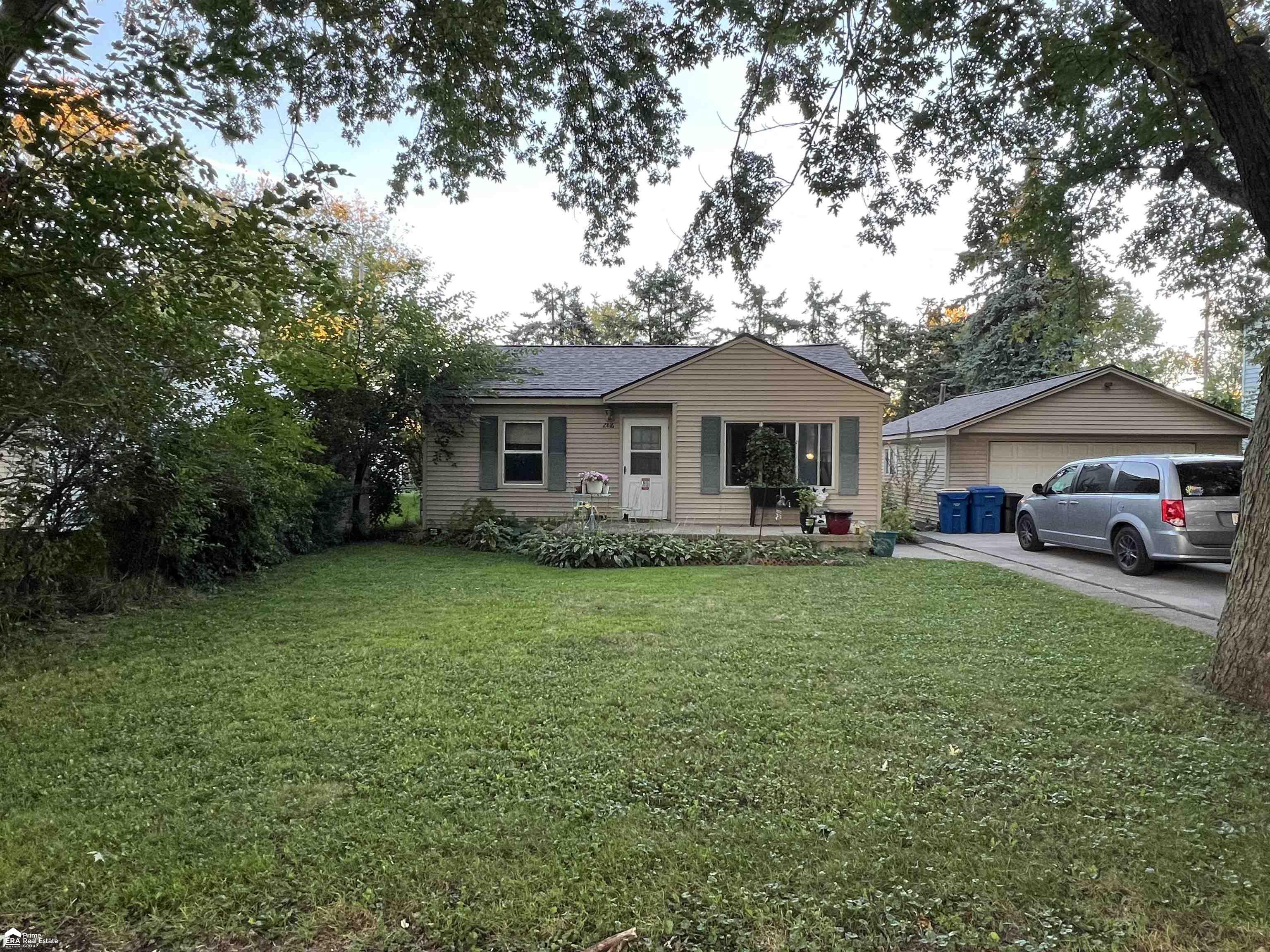 Photo 2 of Single family home for sale at 2816 Wisner St, Waterford, MI 48329 | MLS# 5050216053 | Listing updated on 2026-10-05