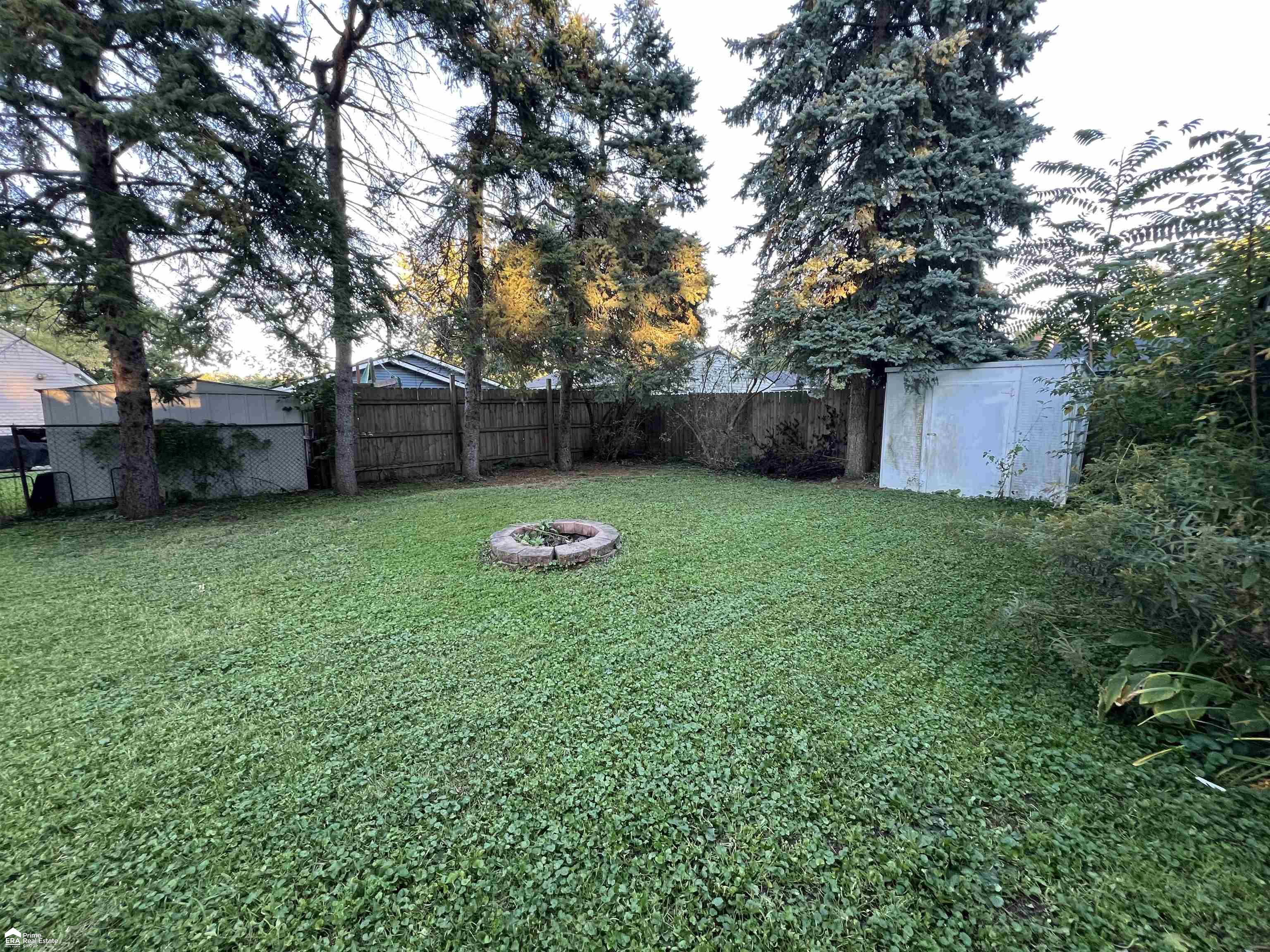 Photo 3 of Single family home for sale at 2816 Wisner St, Waterford, MI 48329 | MLS# 5050216053 | Listing updated on 2026-10-05