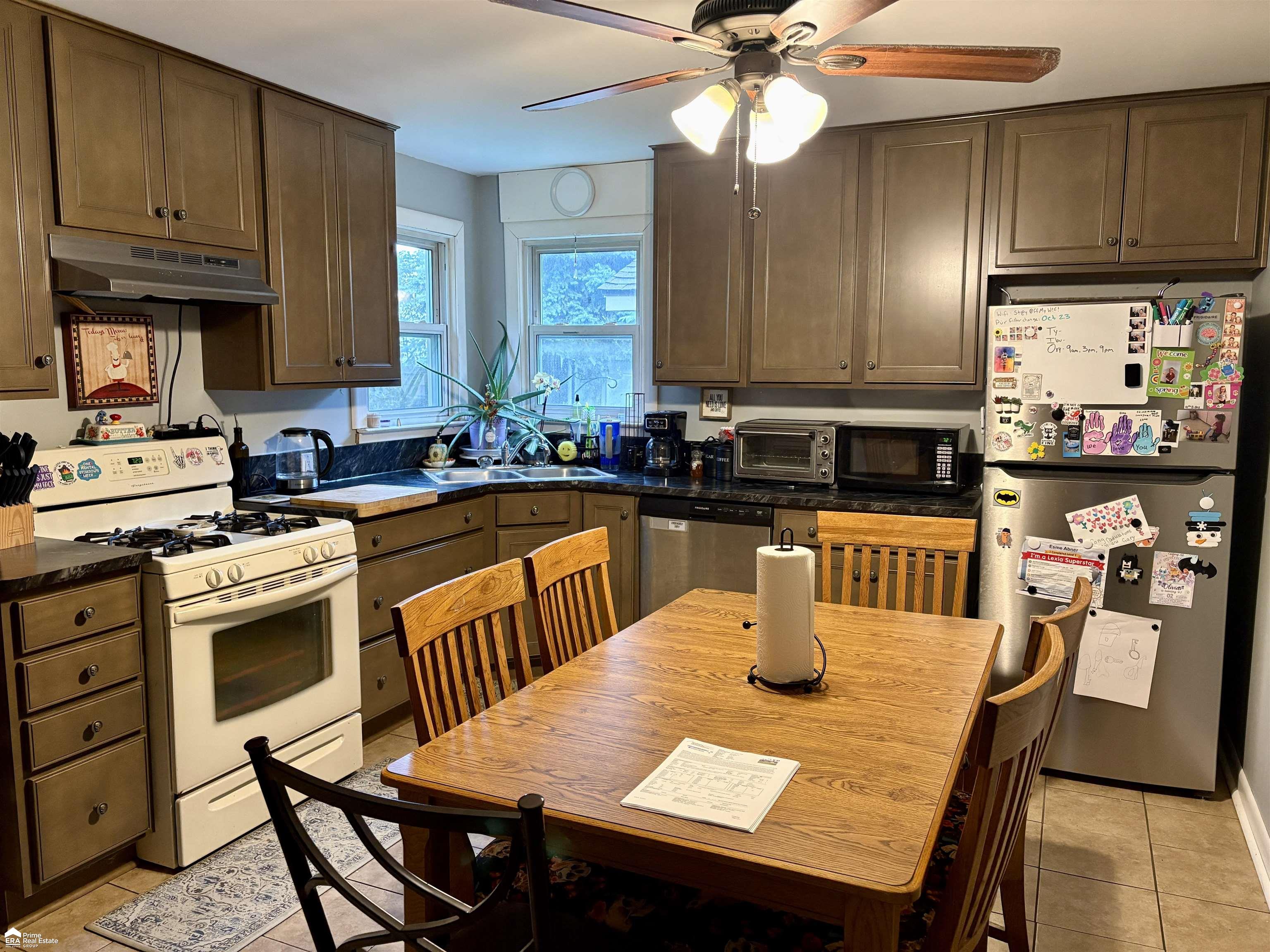 Photo 3 of Single family home for sale at 2816 Wisner St, Waterford, MI 48329 | MLS# 5050216053 | Listing updated on 2026-09-17