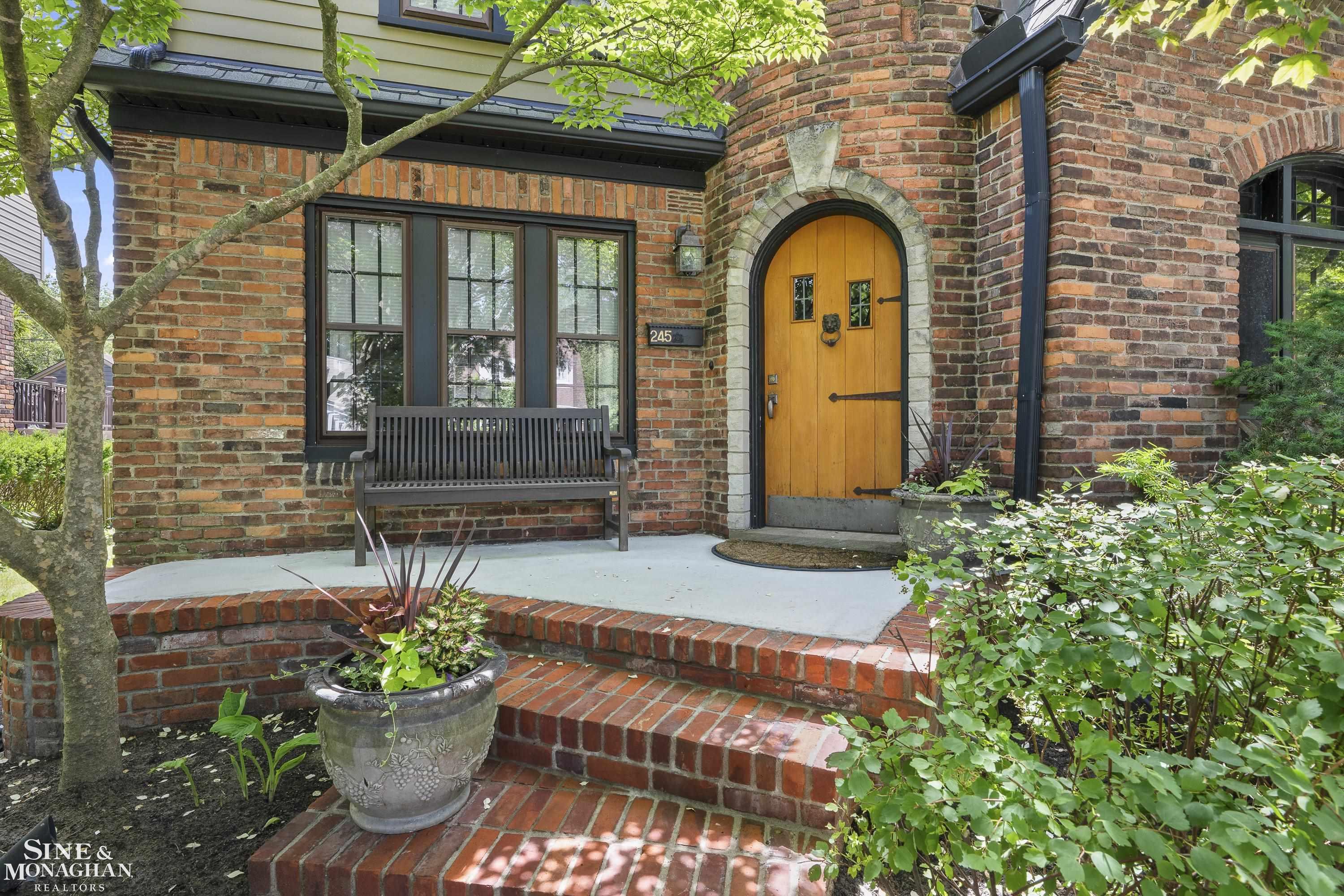 2nd image of 245 Ridgemont Rd, Grosse Pointe Farms, MI 48236 | MLS# 58050216054