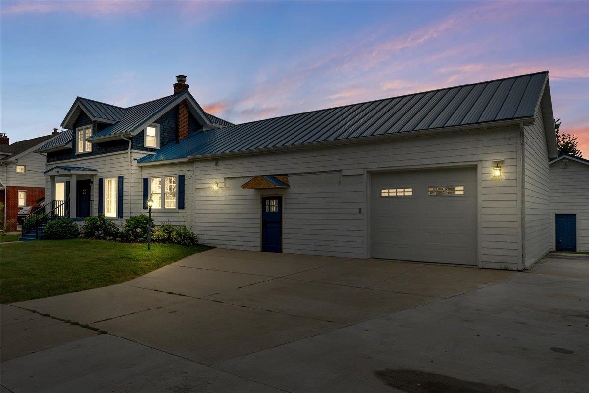4th image of 1748 Saint Clair River Dr, Algonac, MI 48001 | MLS# 58050216074