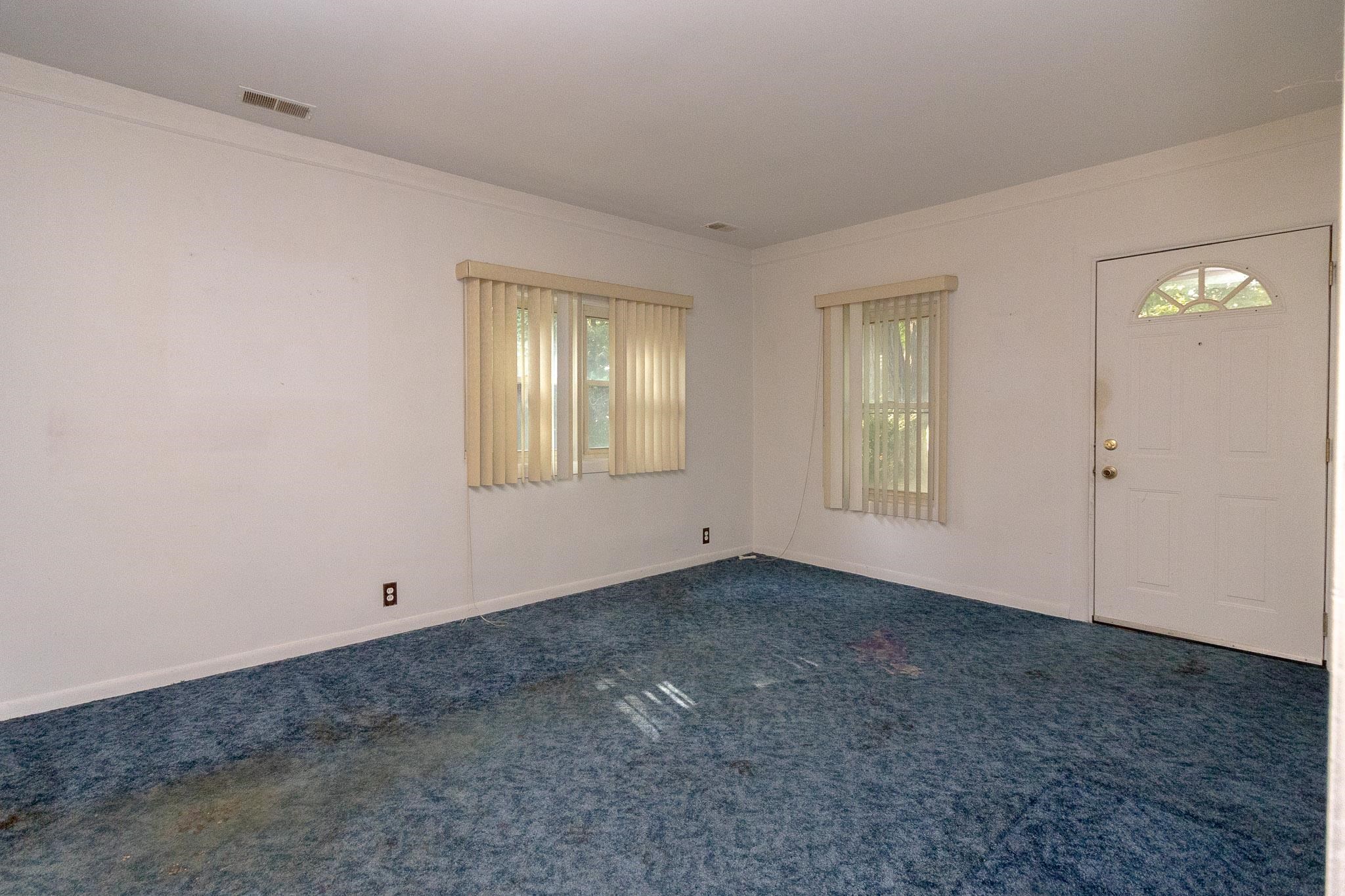 Photo 4 of Single Family Residence at 7641 Lindrath Ave, Washington, MI 48094 | MLS# 50216093 |  | Sold on 2026-08-10