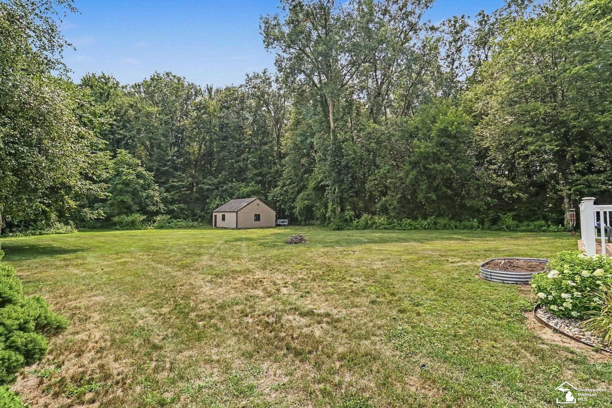 4th image of 601 W Erie Rd, Temperance, MI 48182 | MLS# 50216104